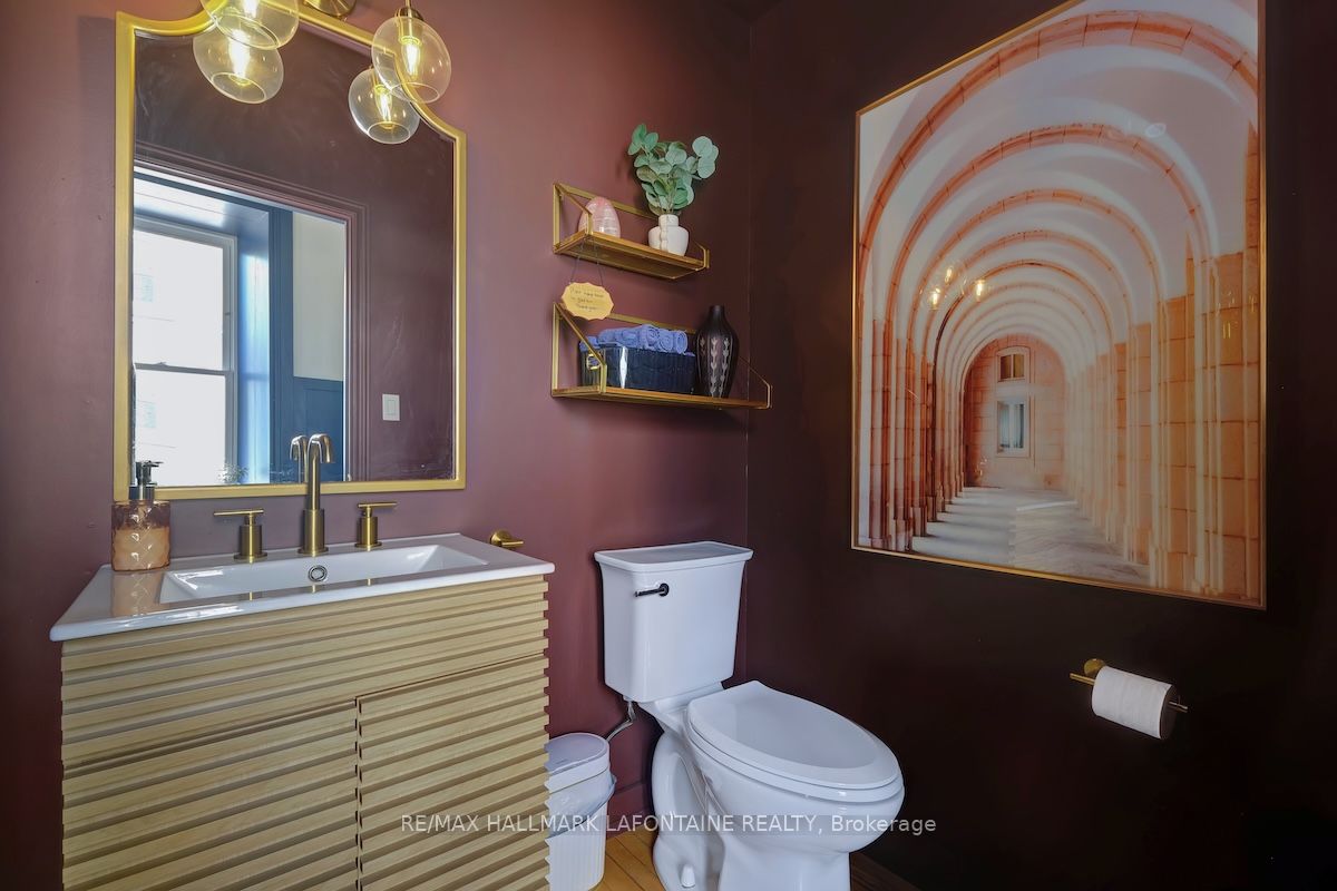 100 Gore St E Property Photo 33