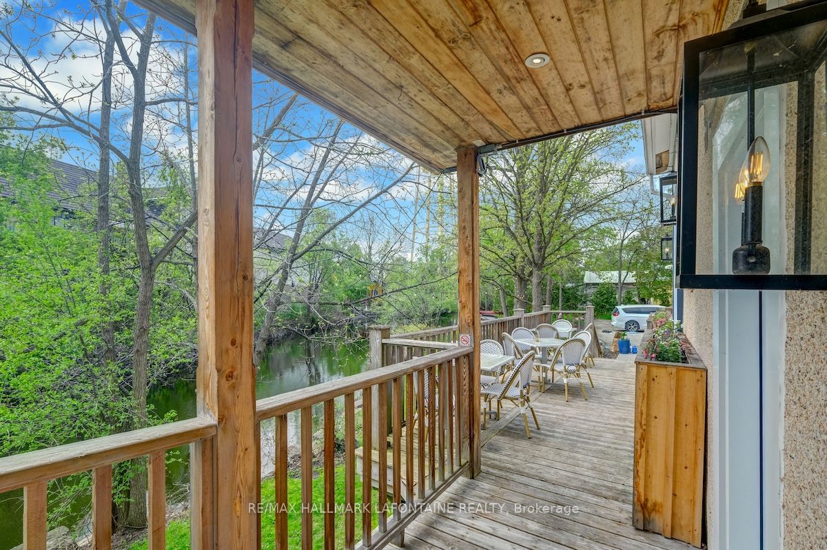 100 Gore St E Property Photo 37