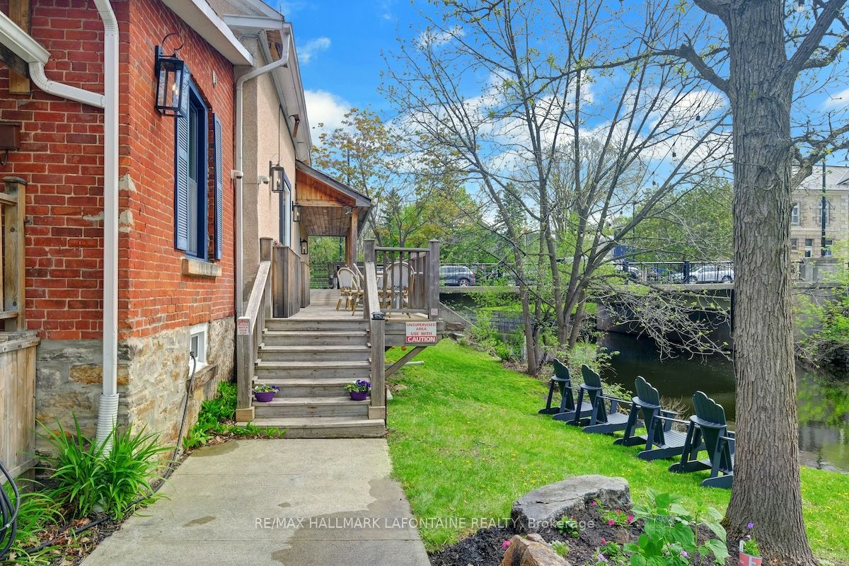 100 Gore St E Property Photo 38