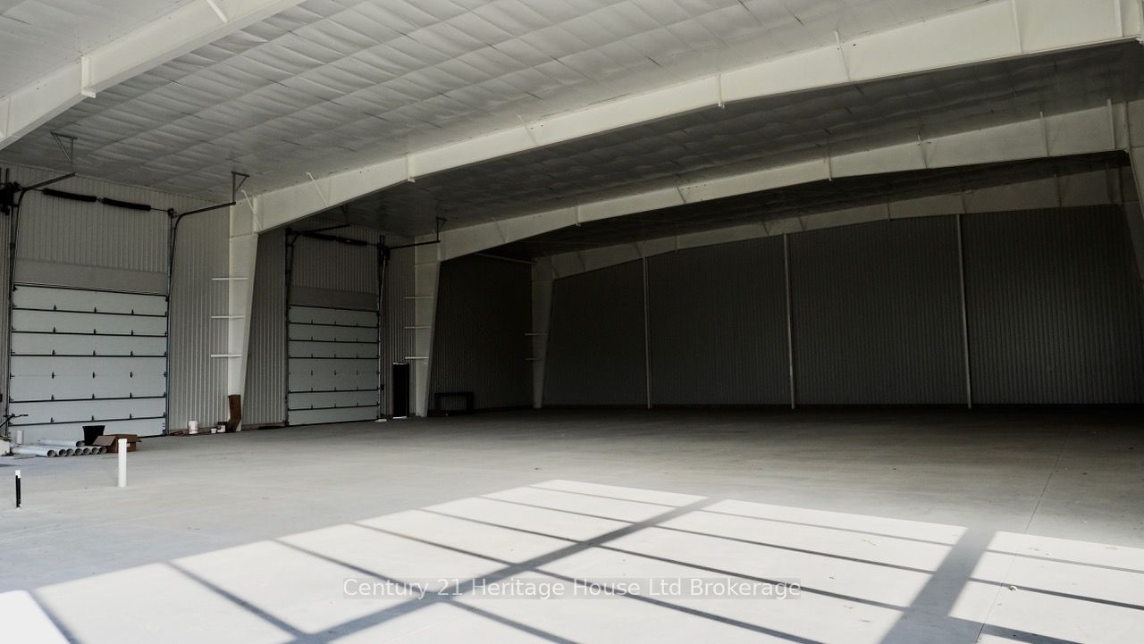 462 Griffin Way Property Photo 5