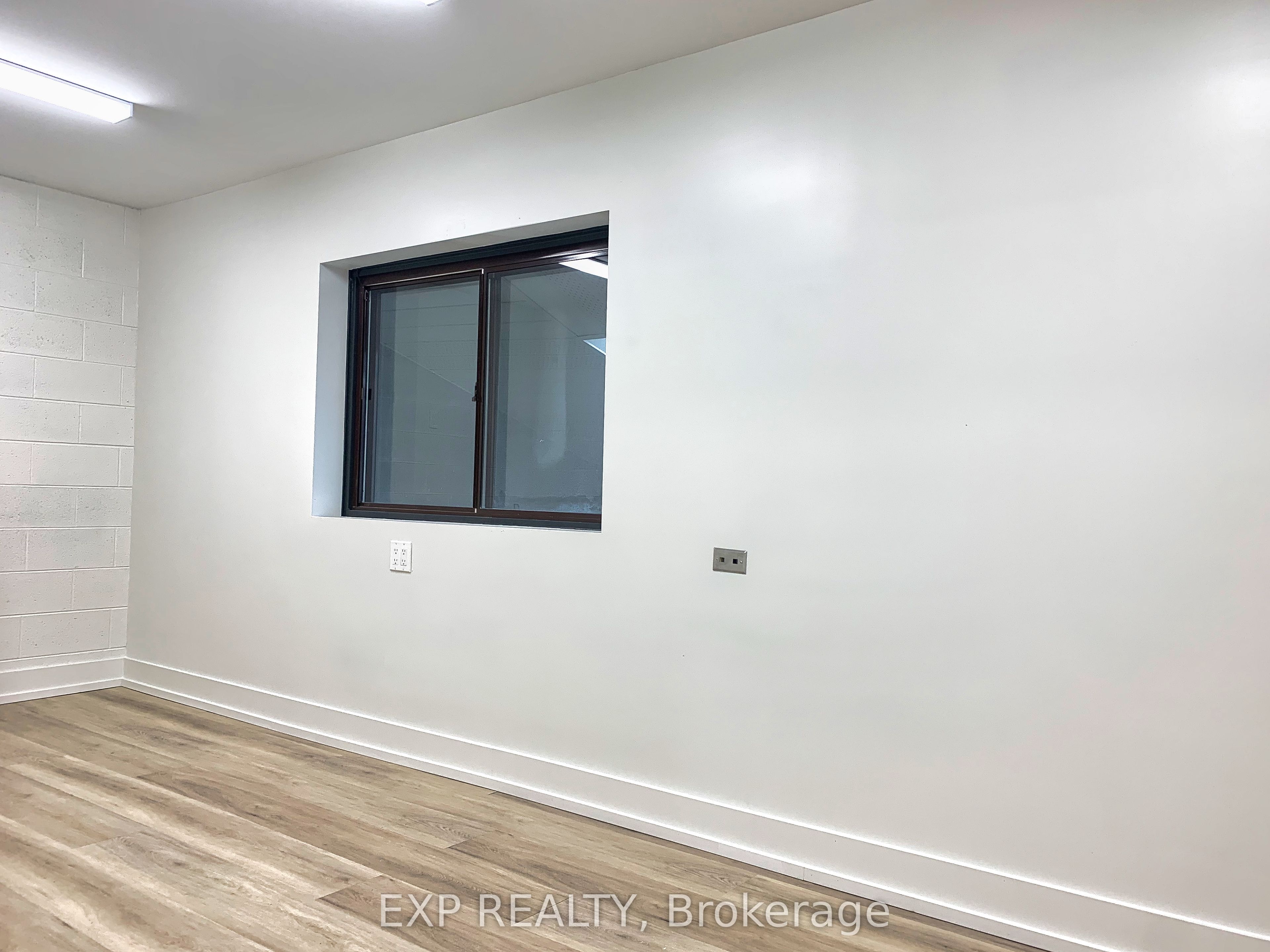 165 Plymouth Rd Property Photo 7