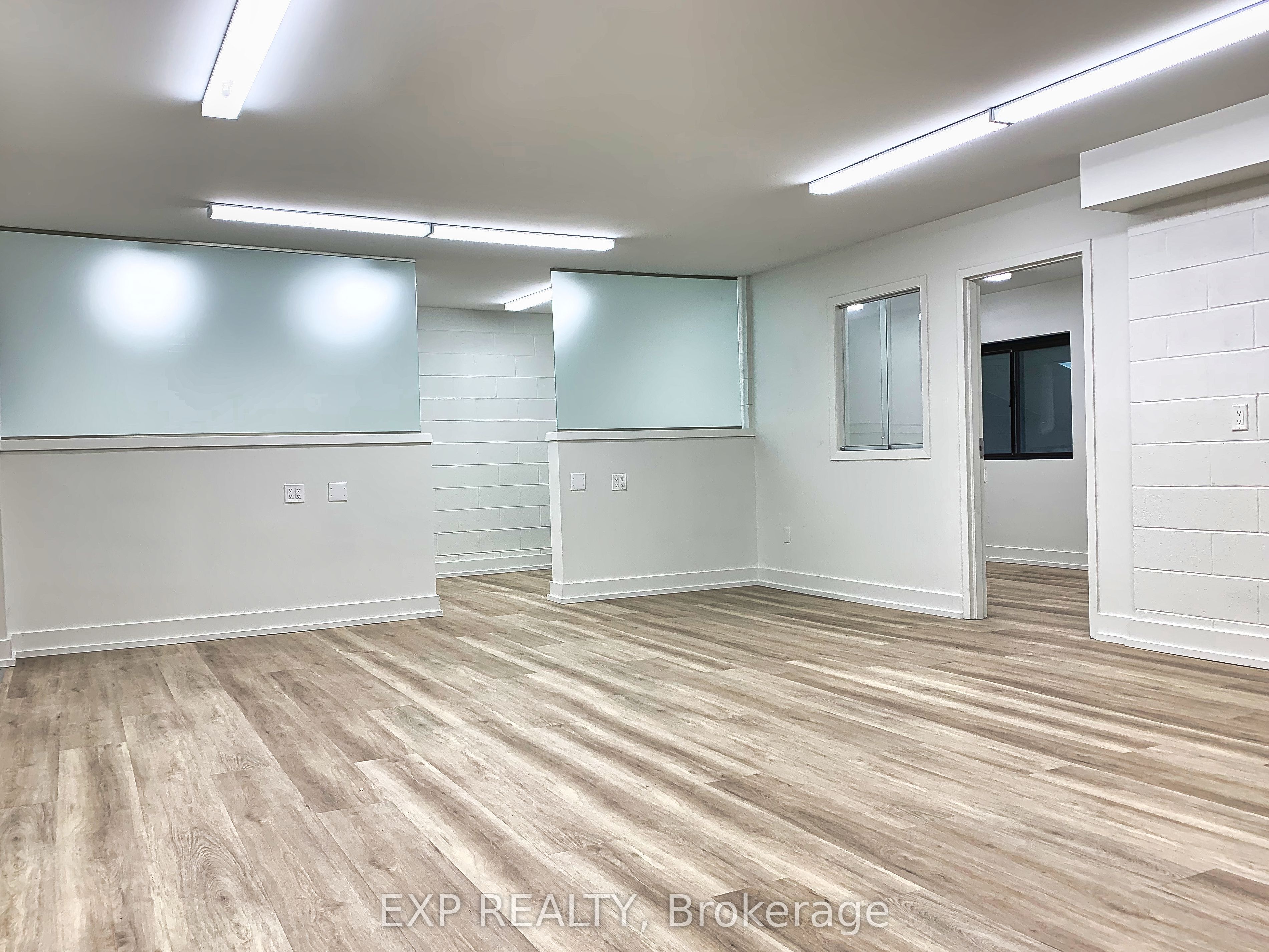 165 Plymouth Rd Property Photo 15