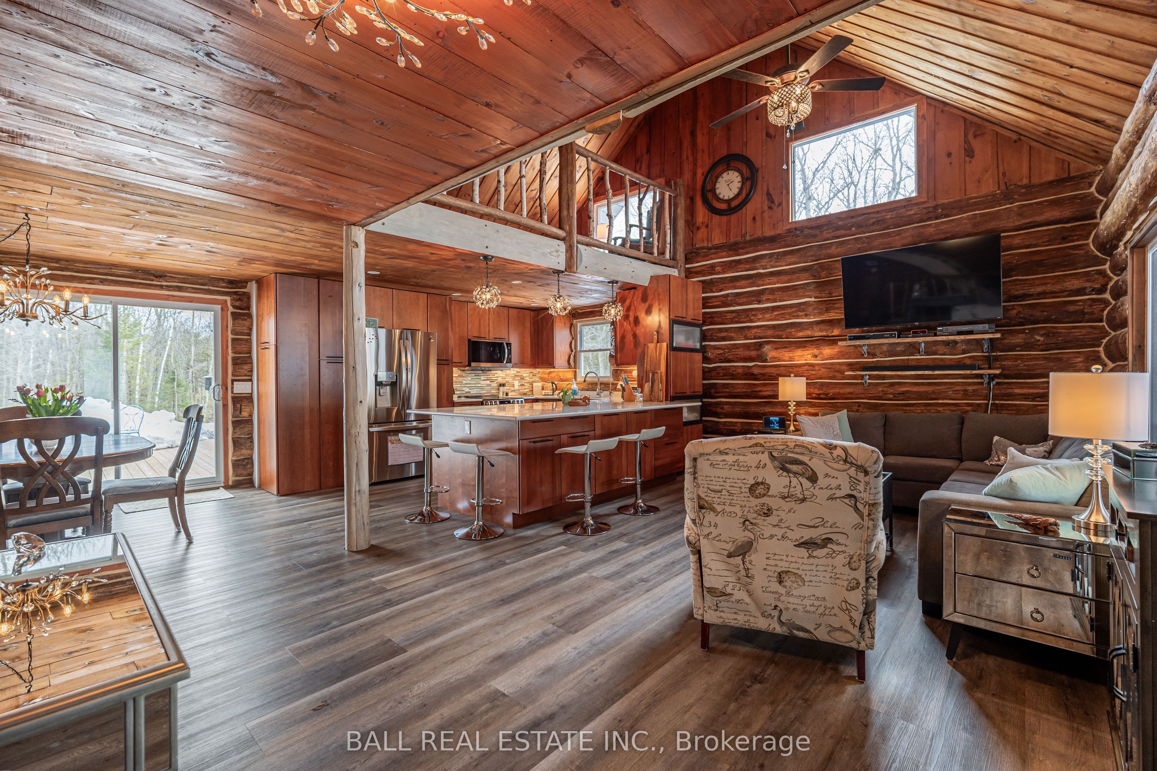 1155 Mississauga Road Property Photo 7