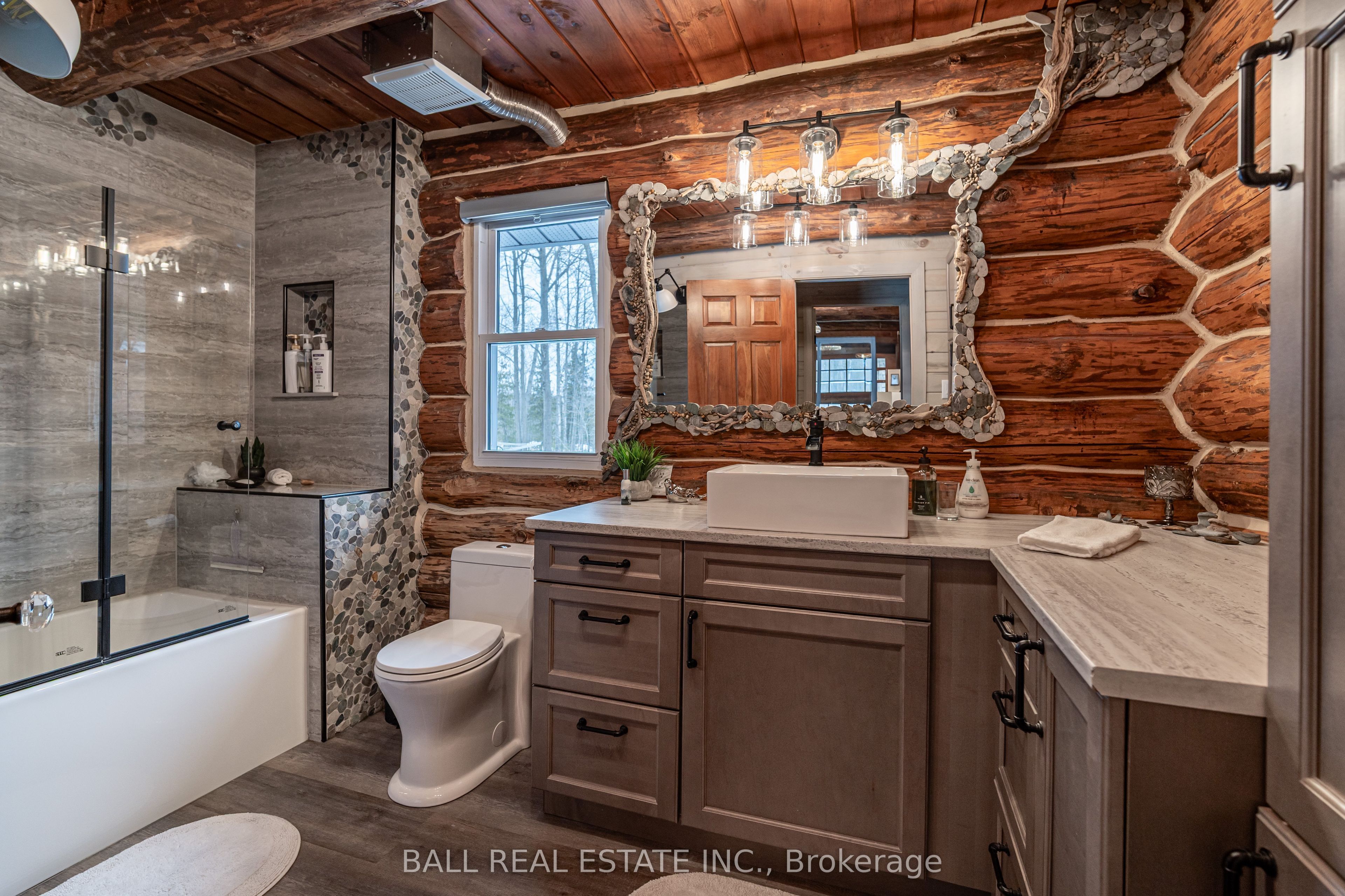 1155 Mississauga Road Property Photo 17