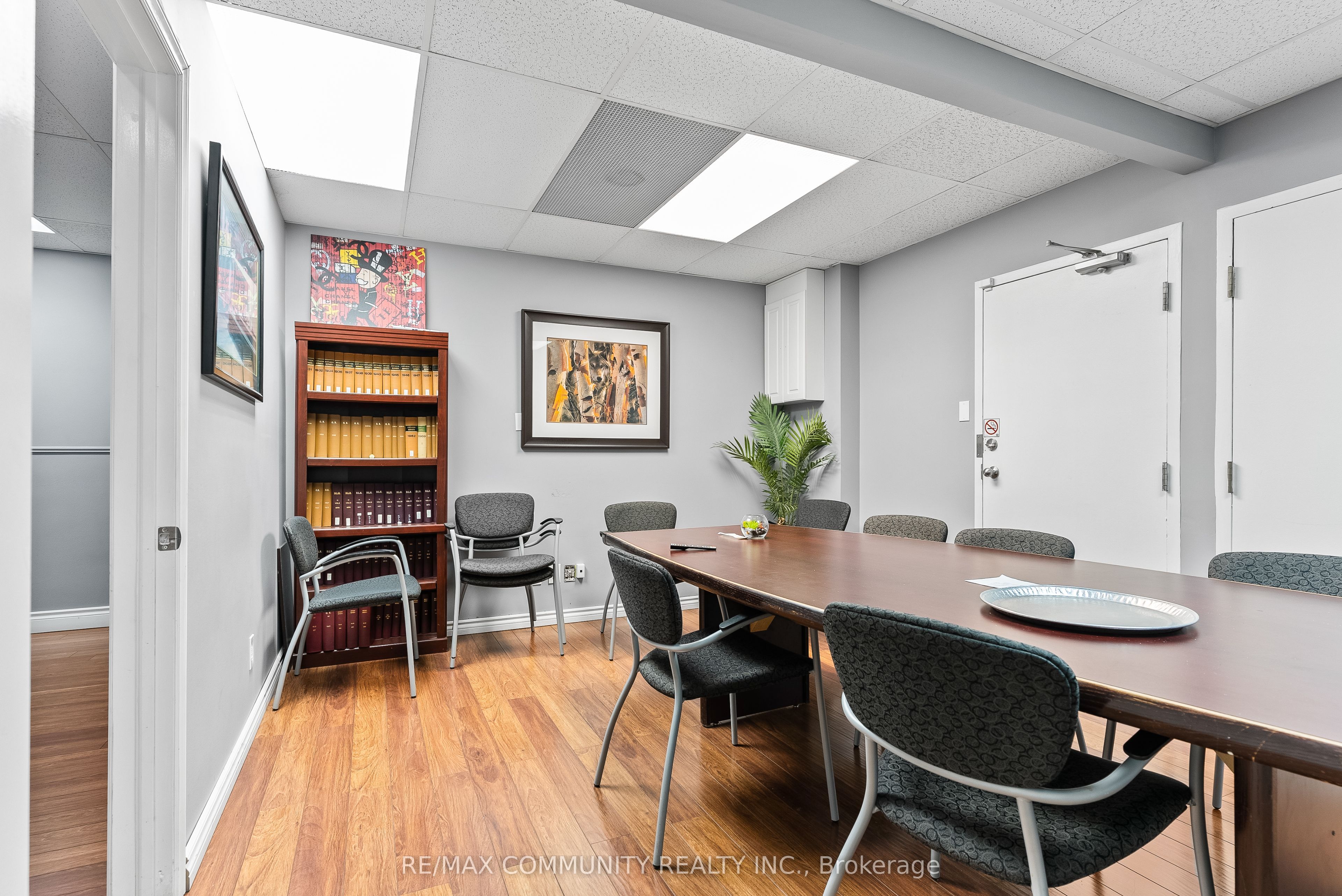 1378 Ouellette Avenue Property Photo 10