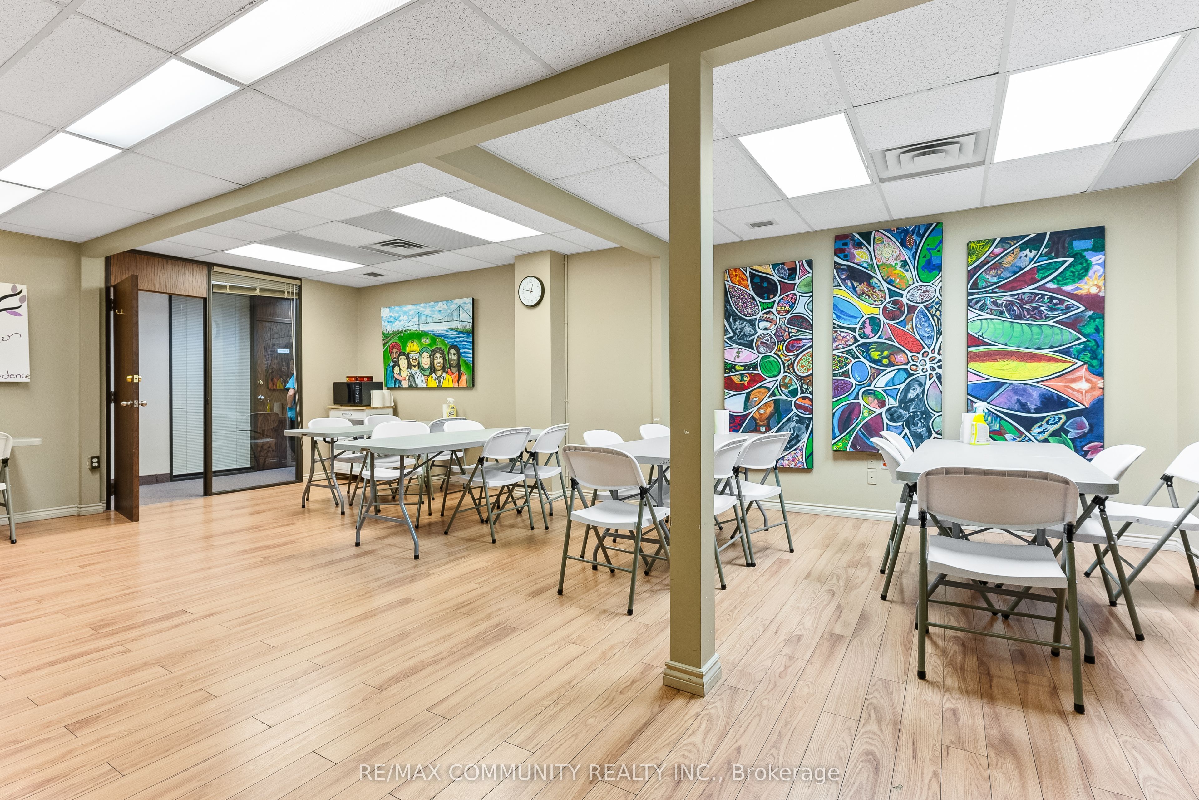 1378 Ouellette Avenue Property Photo 15