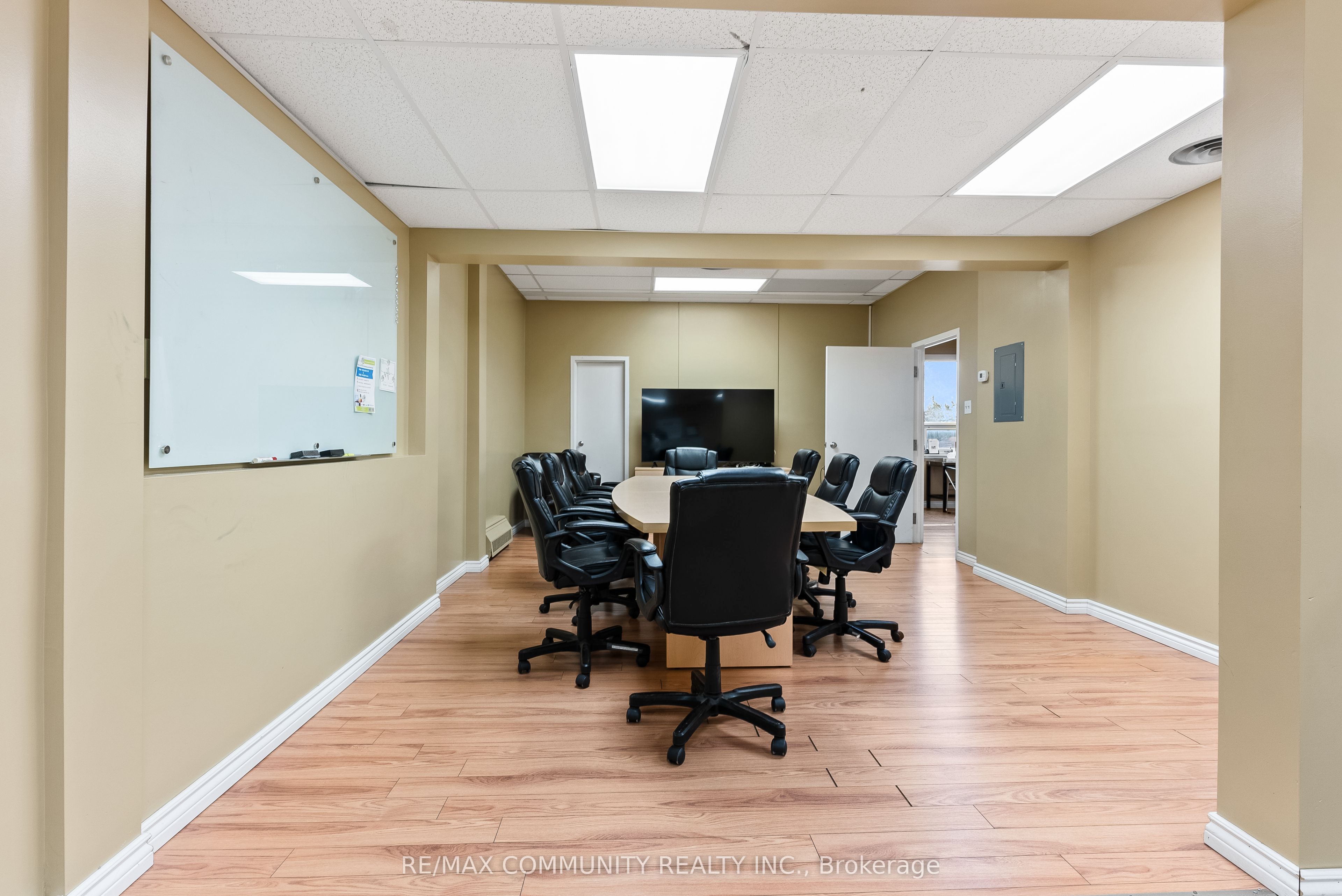 1378 Ouellette Avenue Property Photo 28