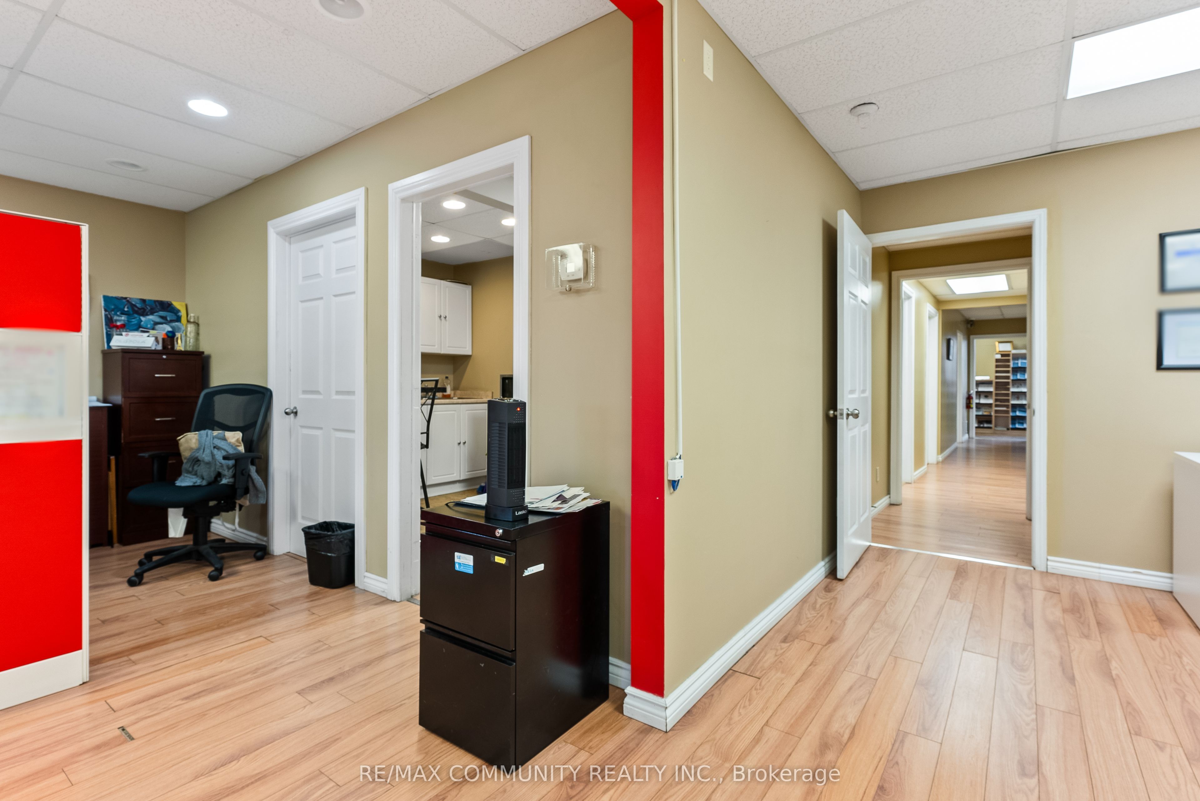 1378 Ouellette Avenue Property Photo 32