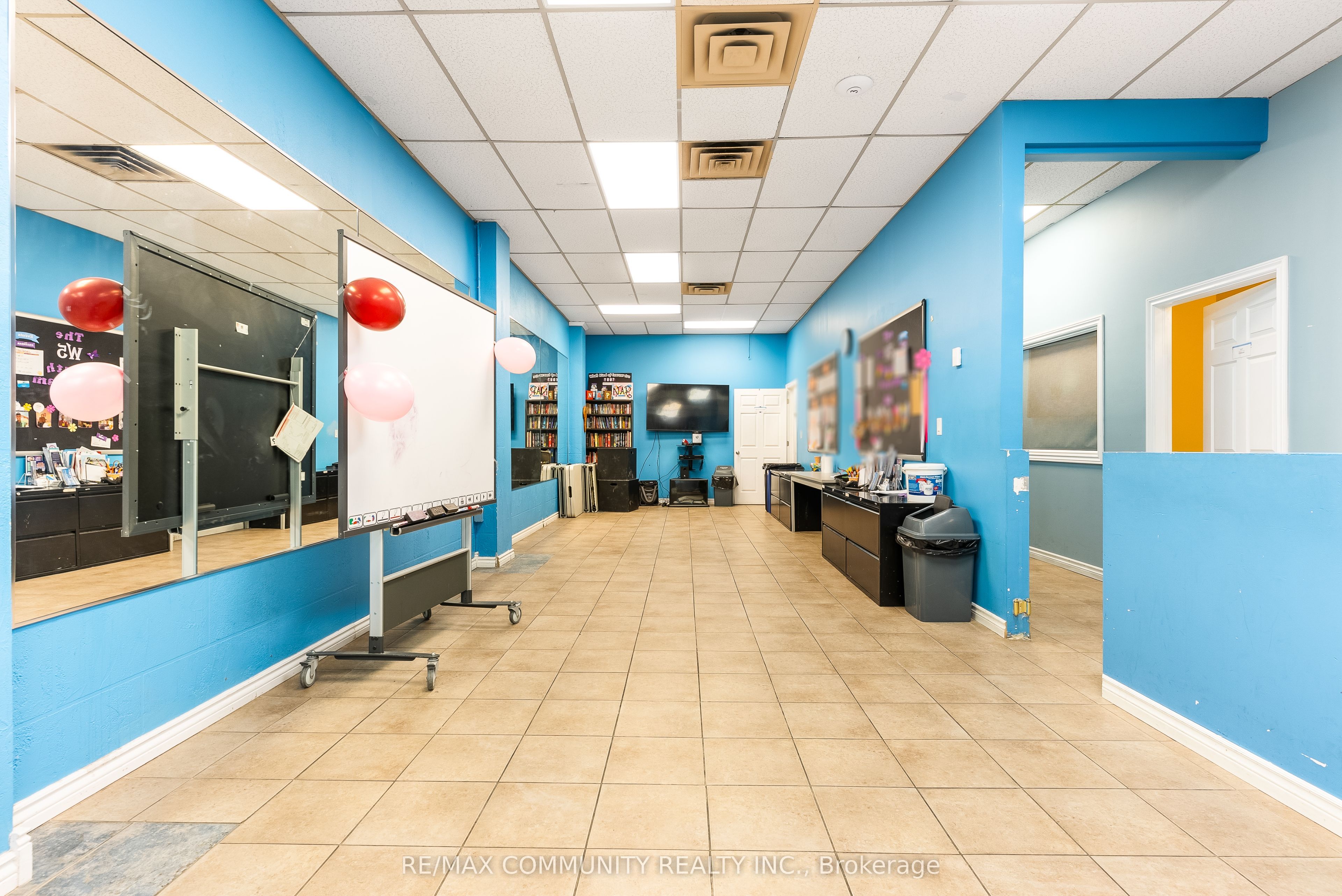 1378 Ouellette Avenue Property Photo 44