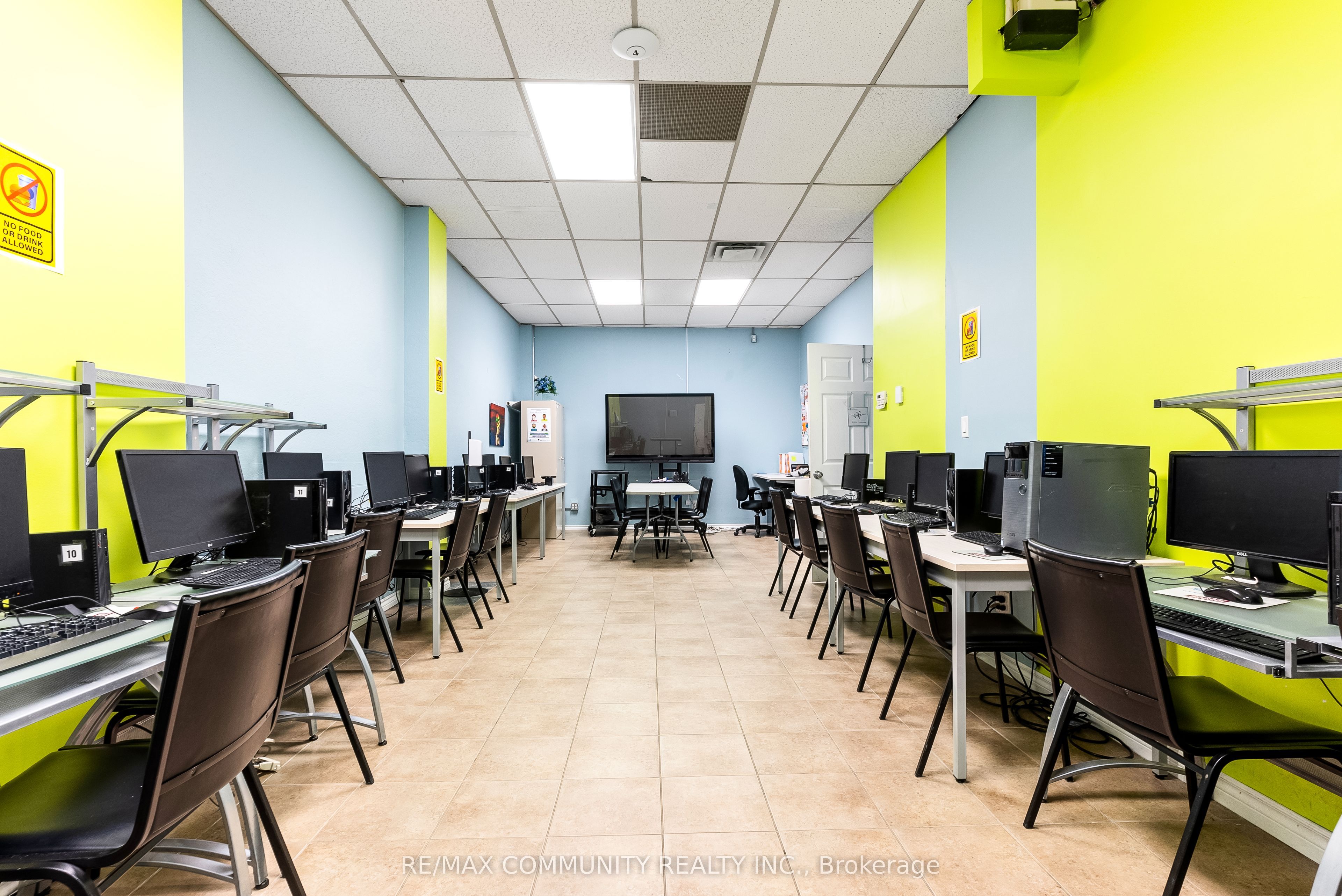 1378 Ouellette Avenue Property Photo 47