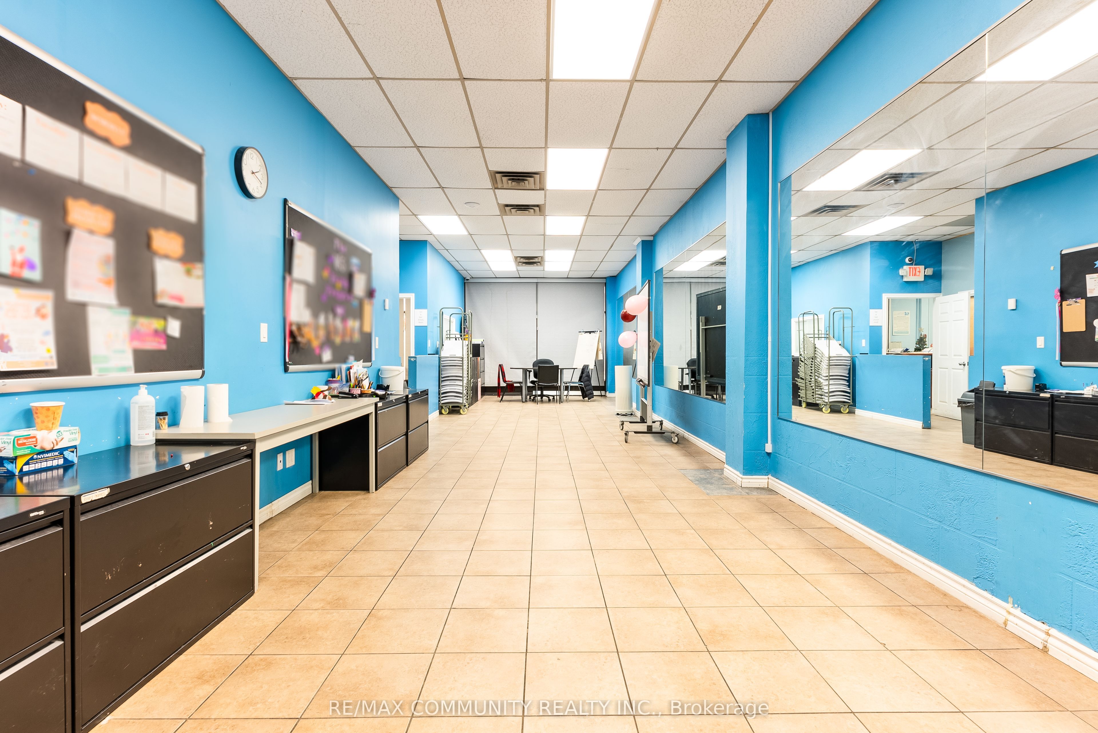 1378 Ouellette Avenue Property Photo 50