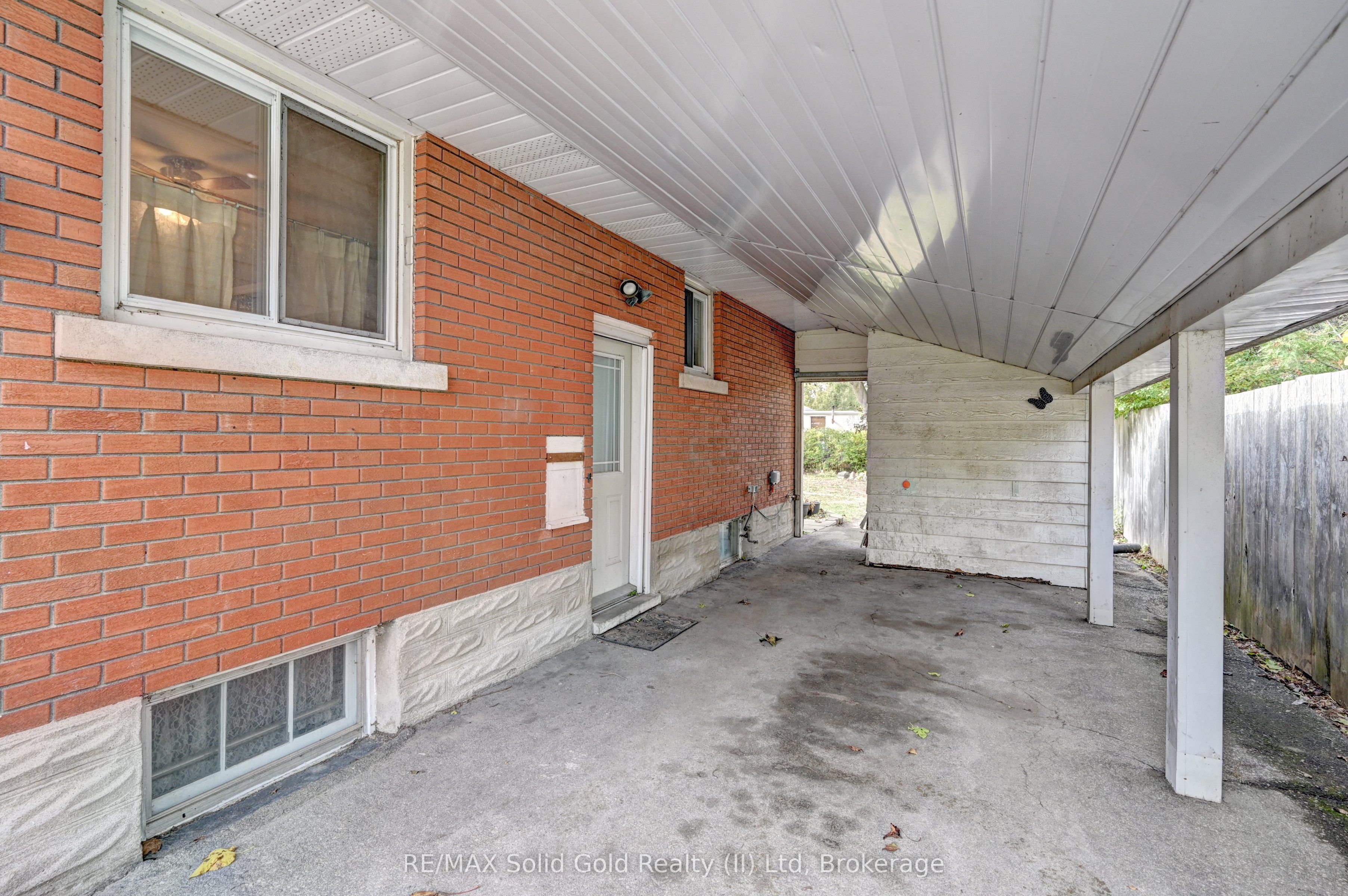 246 Eighth Avenue Property Photo 4