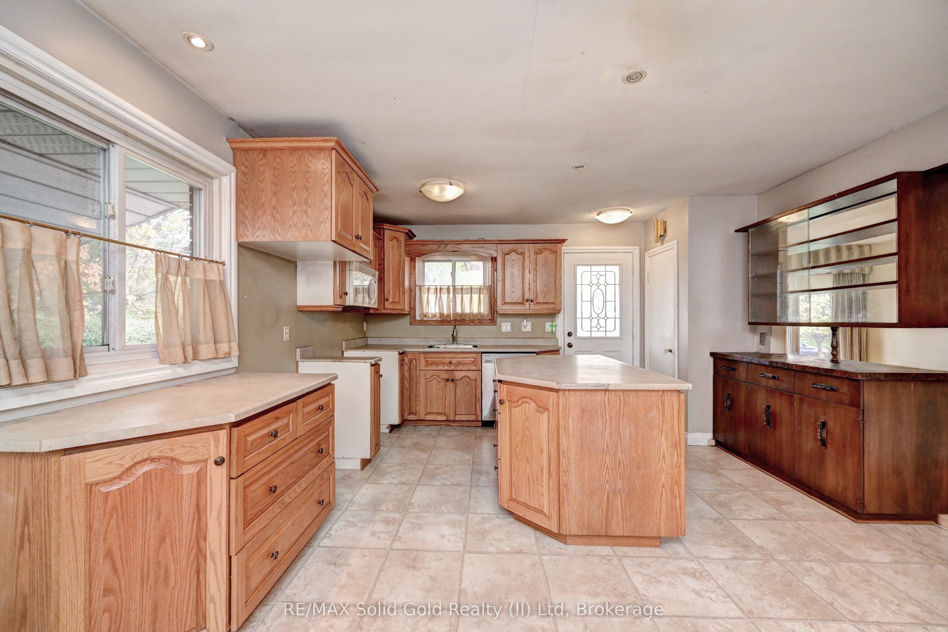 246 Eighth Avenue Property Photo 5