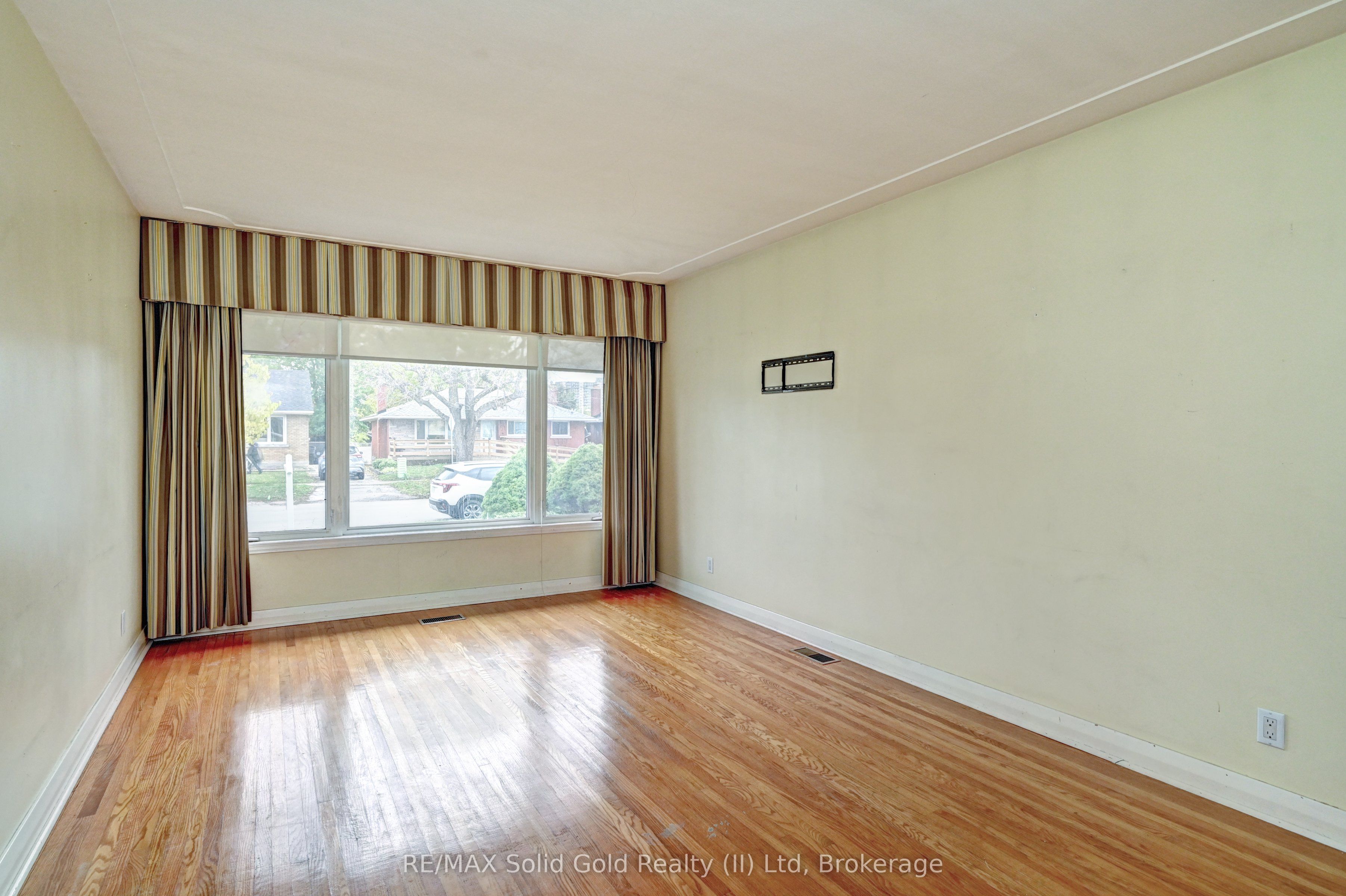 246 Eighth Avenue Property Photo 12