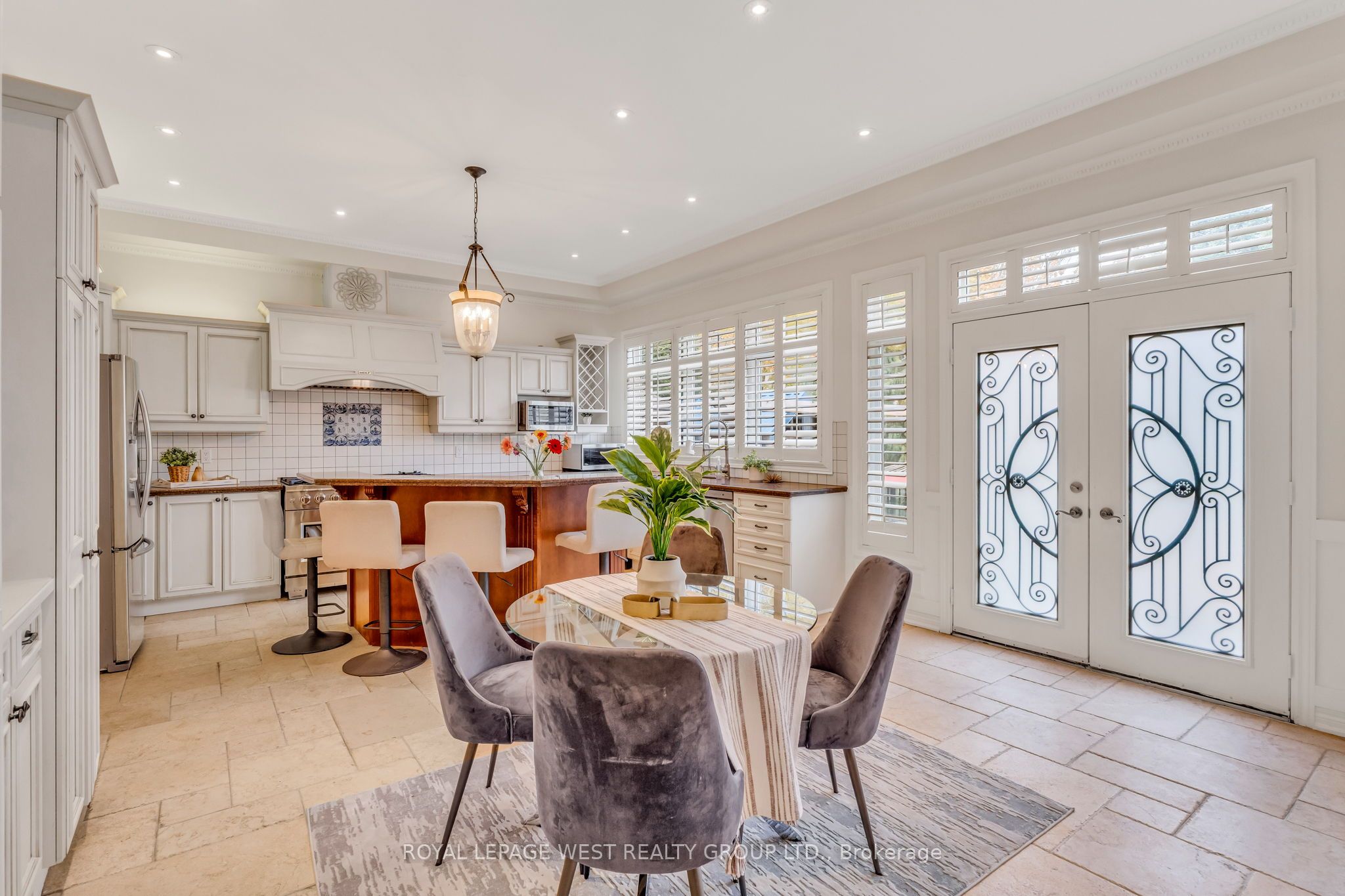 35 Playfair Court Property Photo 9