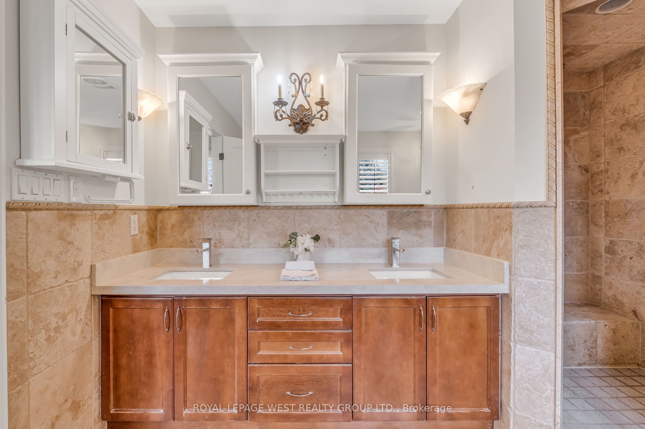 35 Playfair Court Property Photo 27