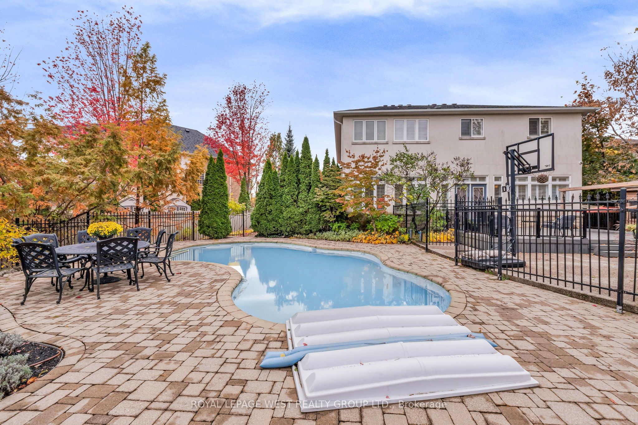 35 Playfair Court Property Photo 40