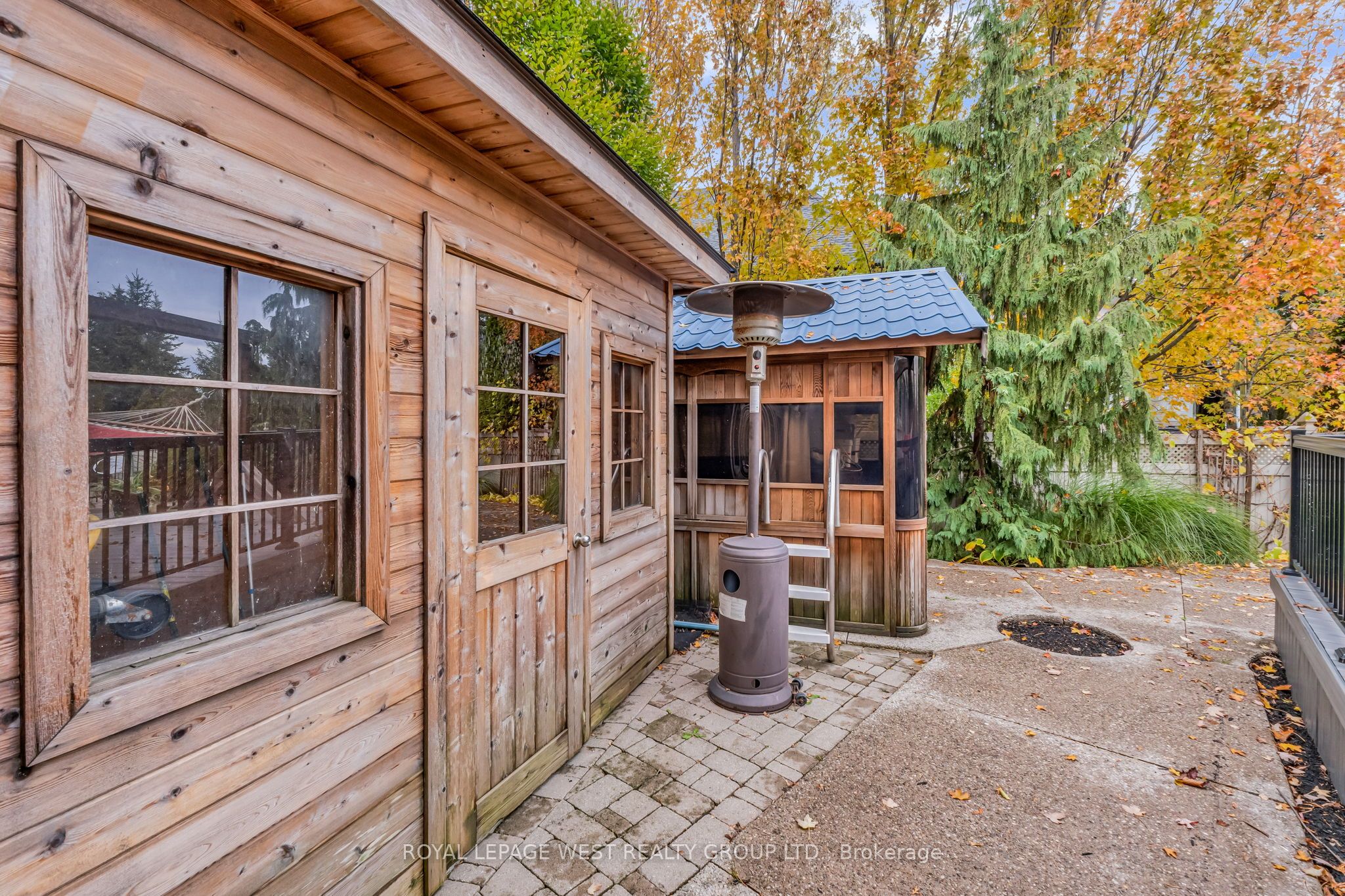 35 Playfair Court Property Photo 43