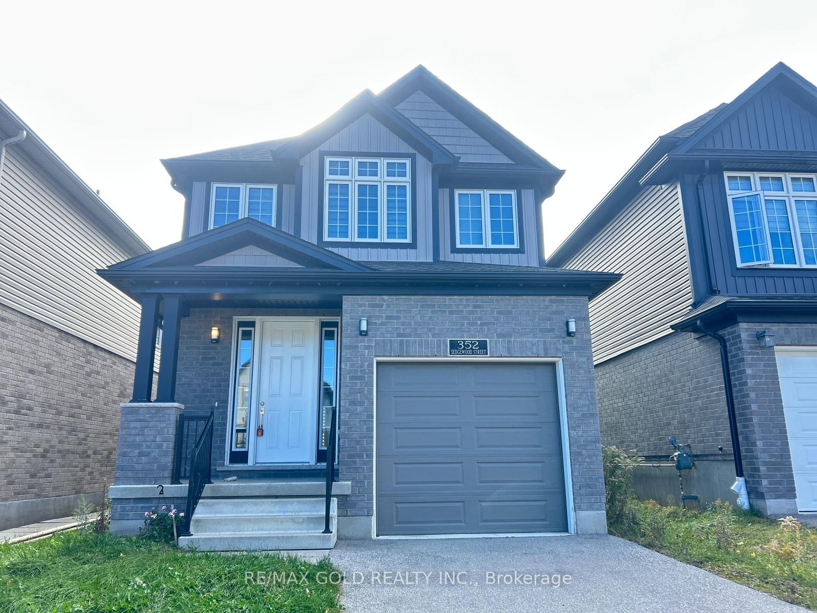 352 Sedgewood Street Property Photo 1