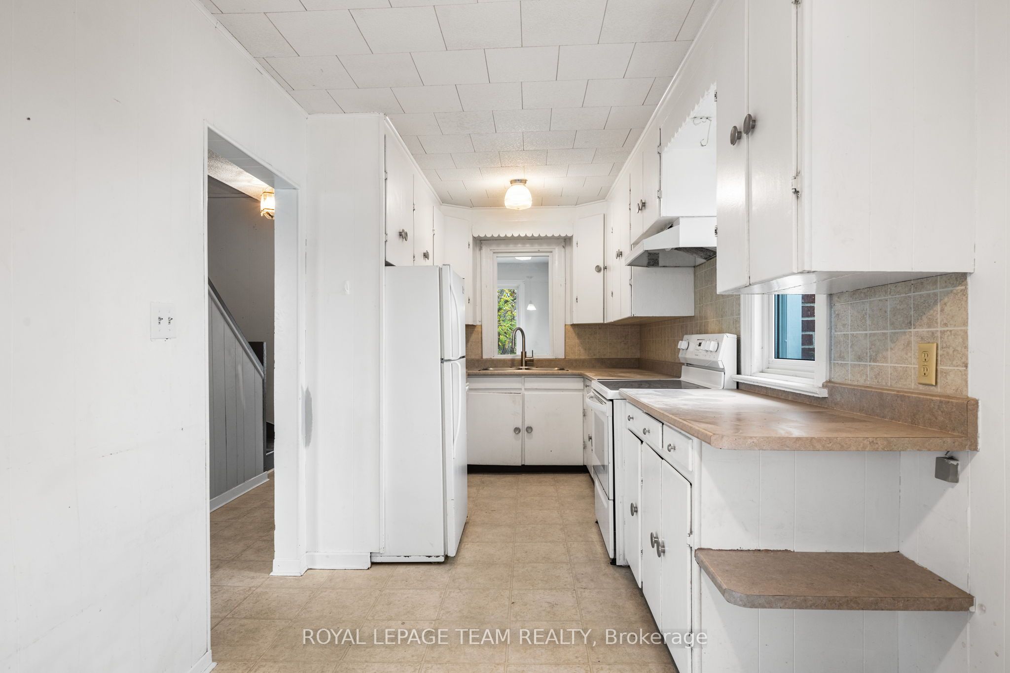 266 Daniel St S Property Photo 10