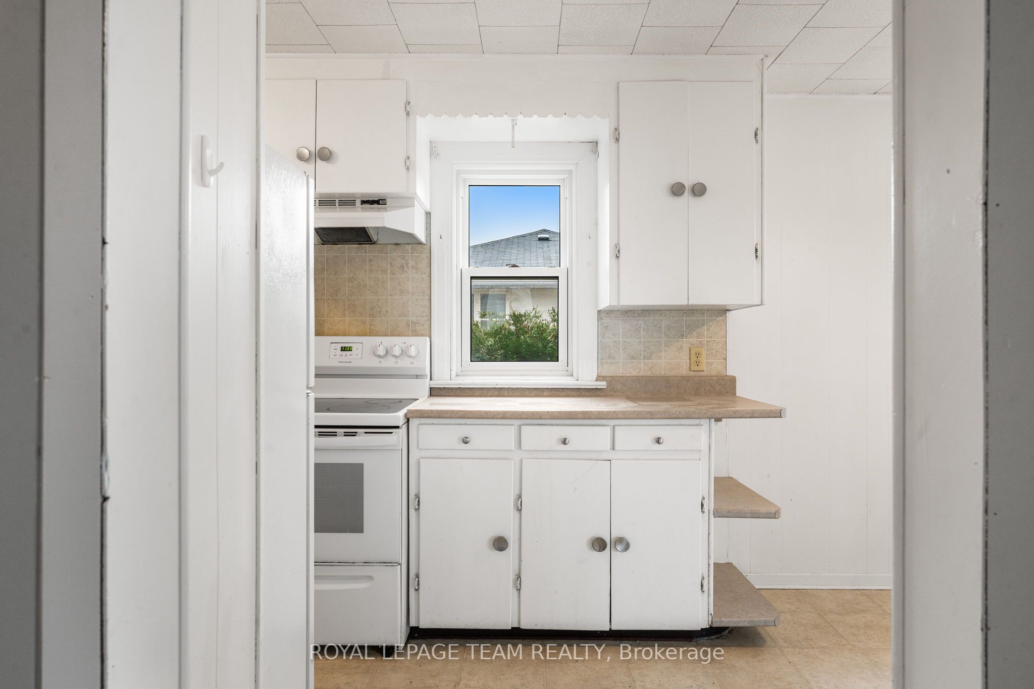 266 Daniel St S Property Photo 14