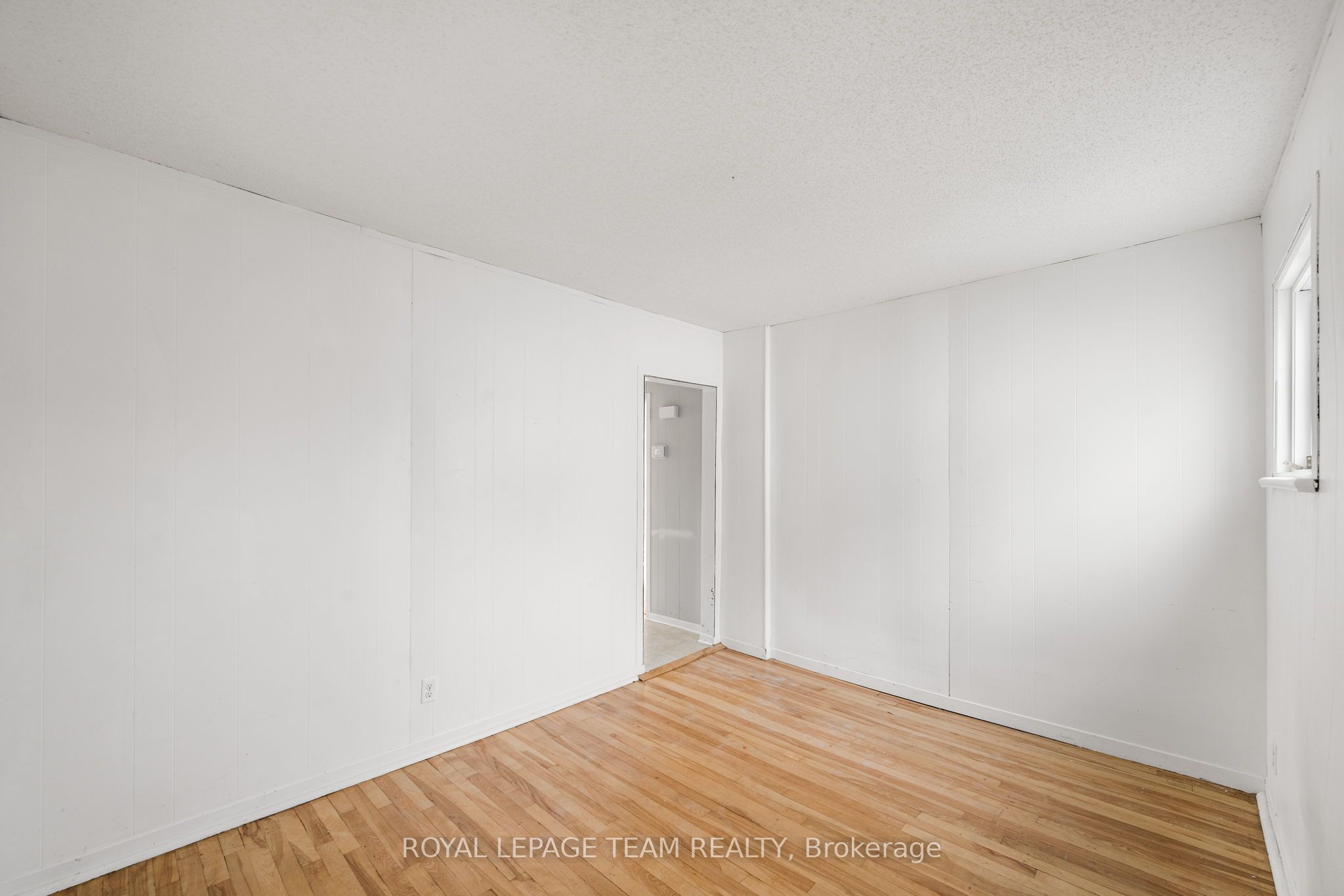 266 Daniel St S Property Photo 18