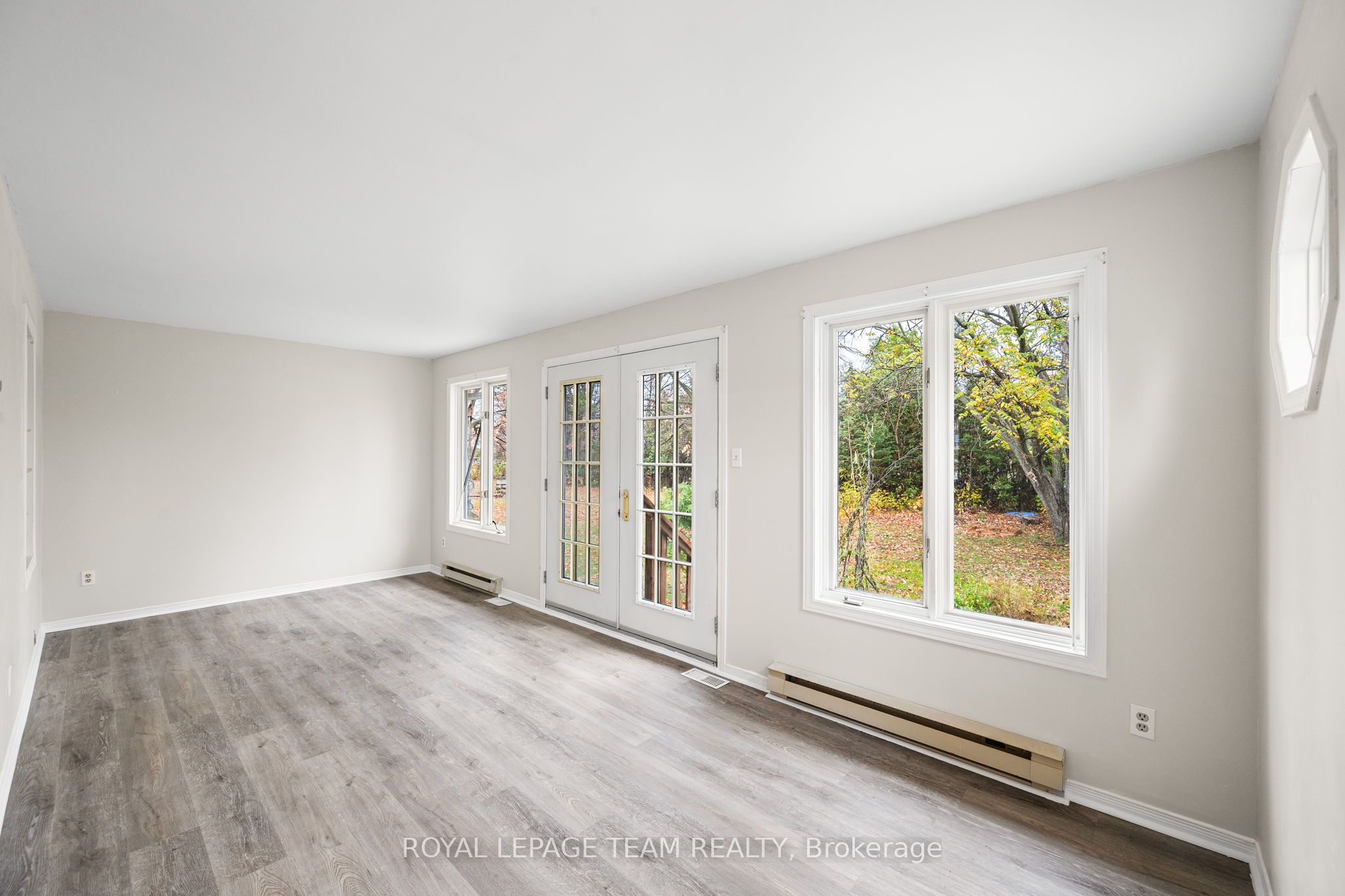 266 Daniel St S Property Photo 20