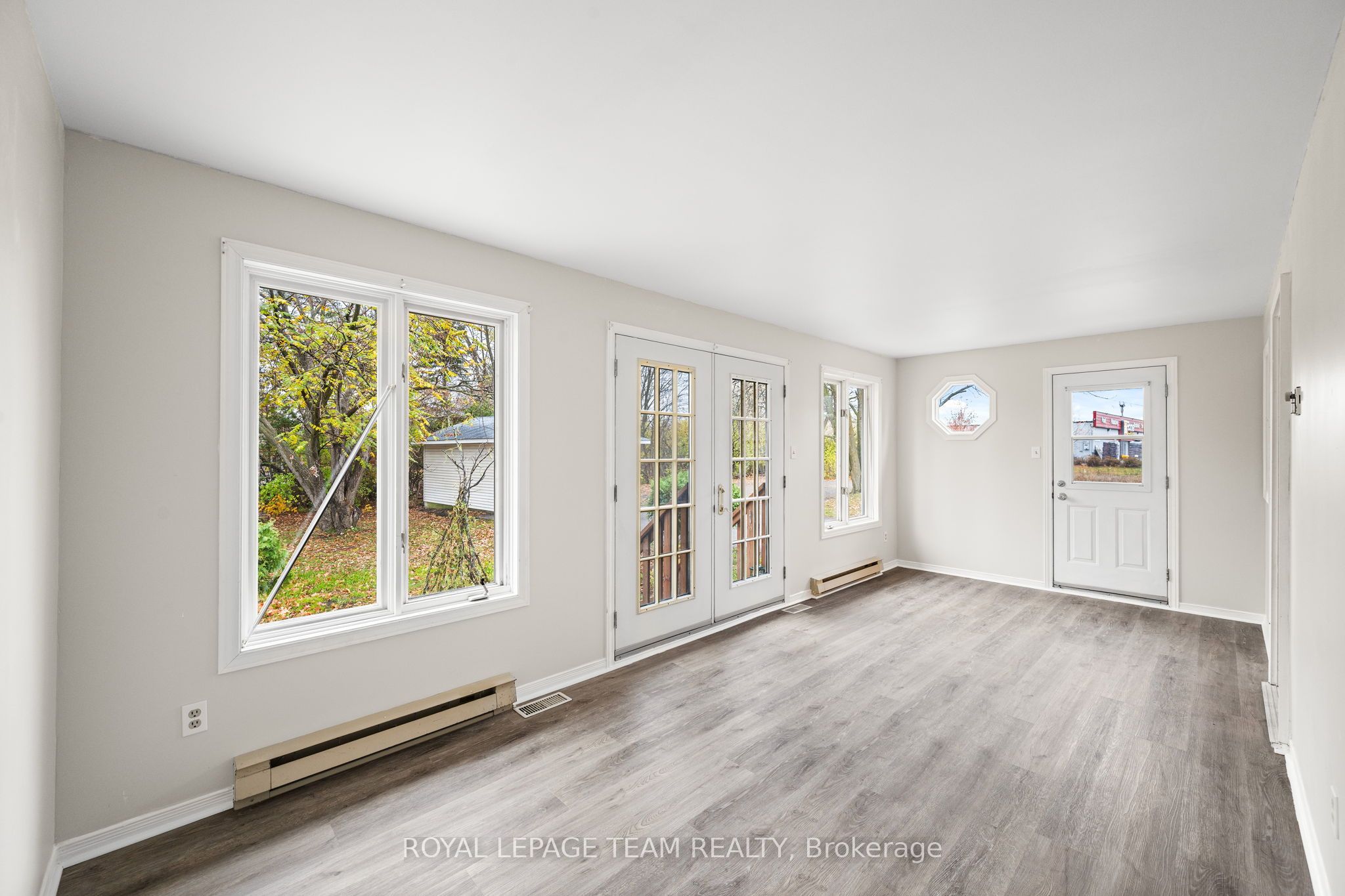 266 Daniel St S Property Photo 23