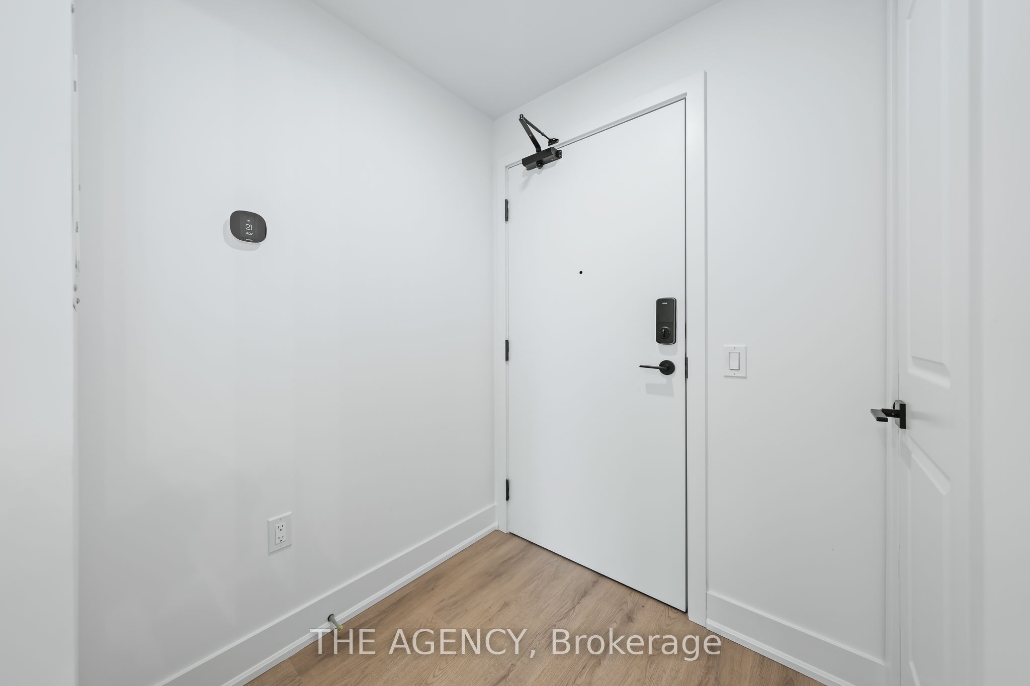 575 Conklin Road 528 Property Photo 8