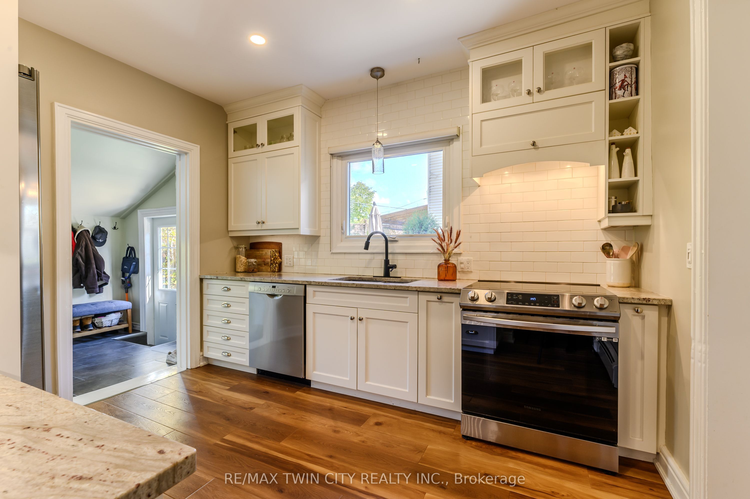 35 Egerton Street Property Photo 13