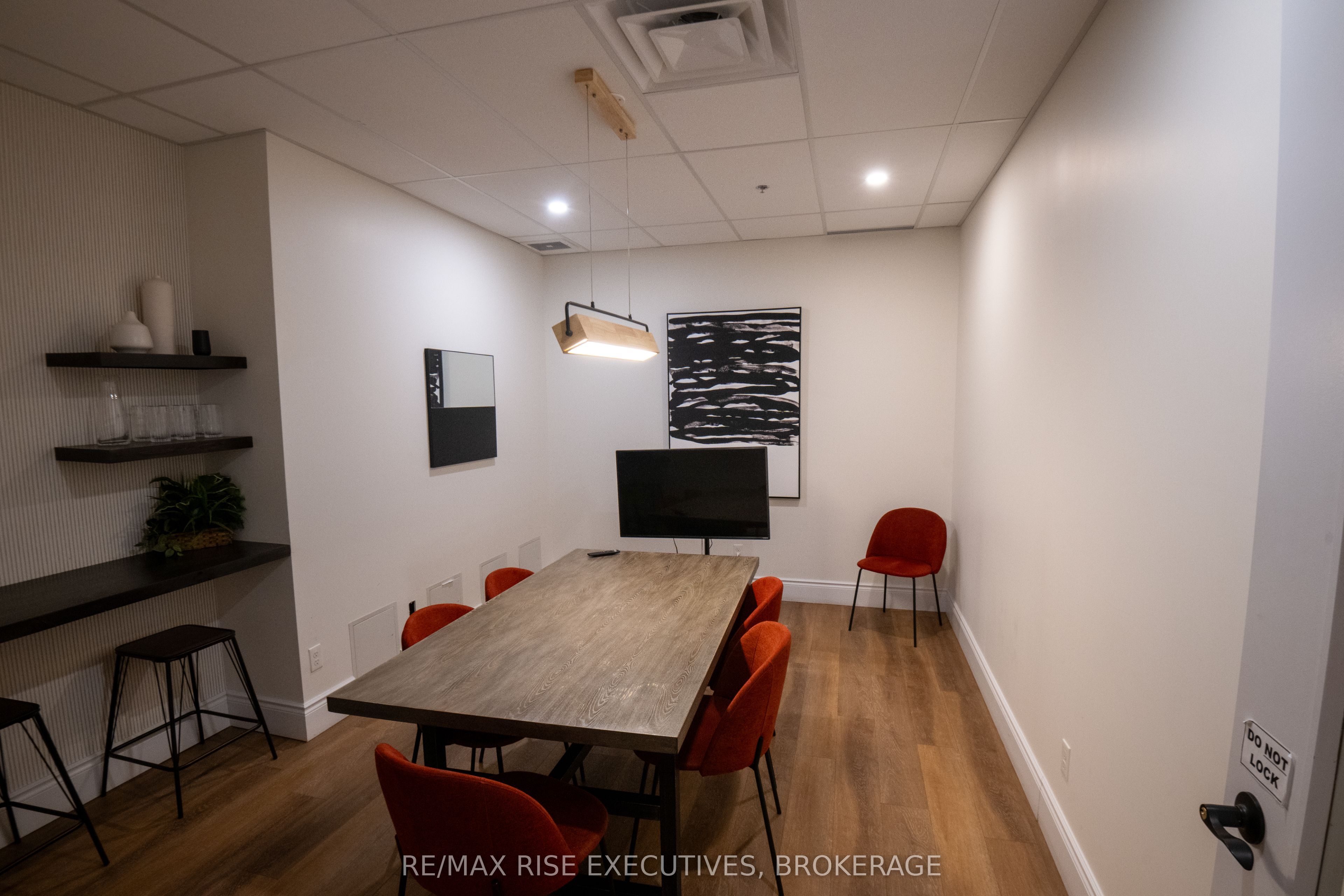 623 Fortune Crescent 230 Property Photo 5