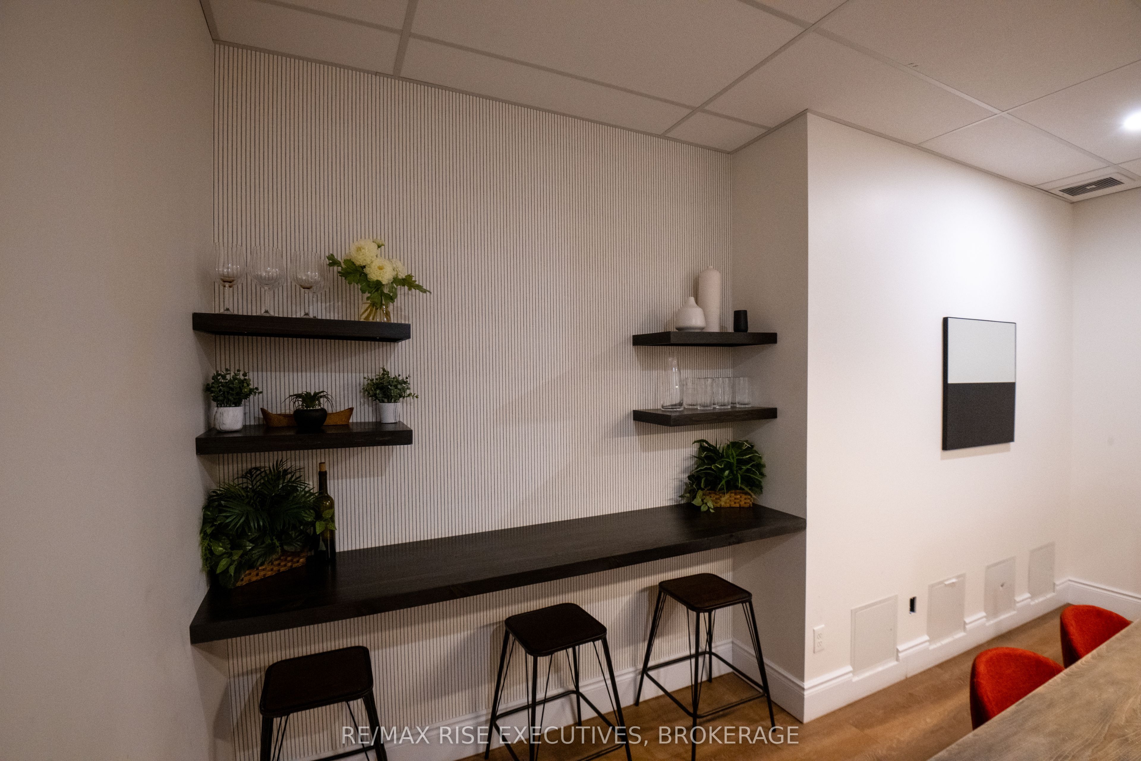 623 Fortune Crescent 230 Property Photo 6