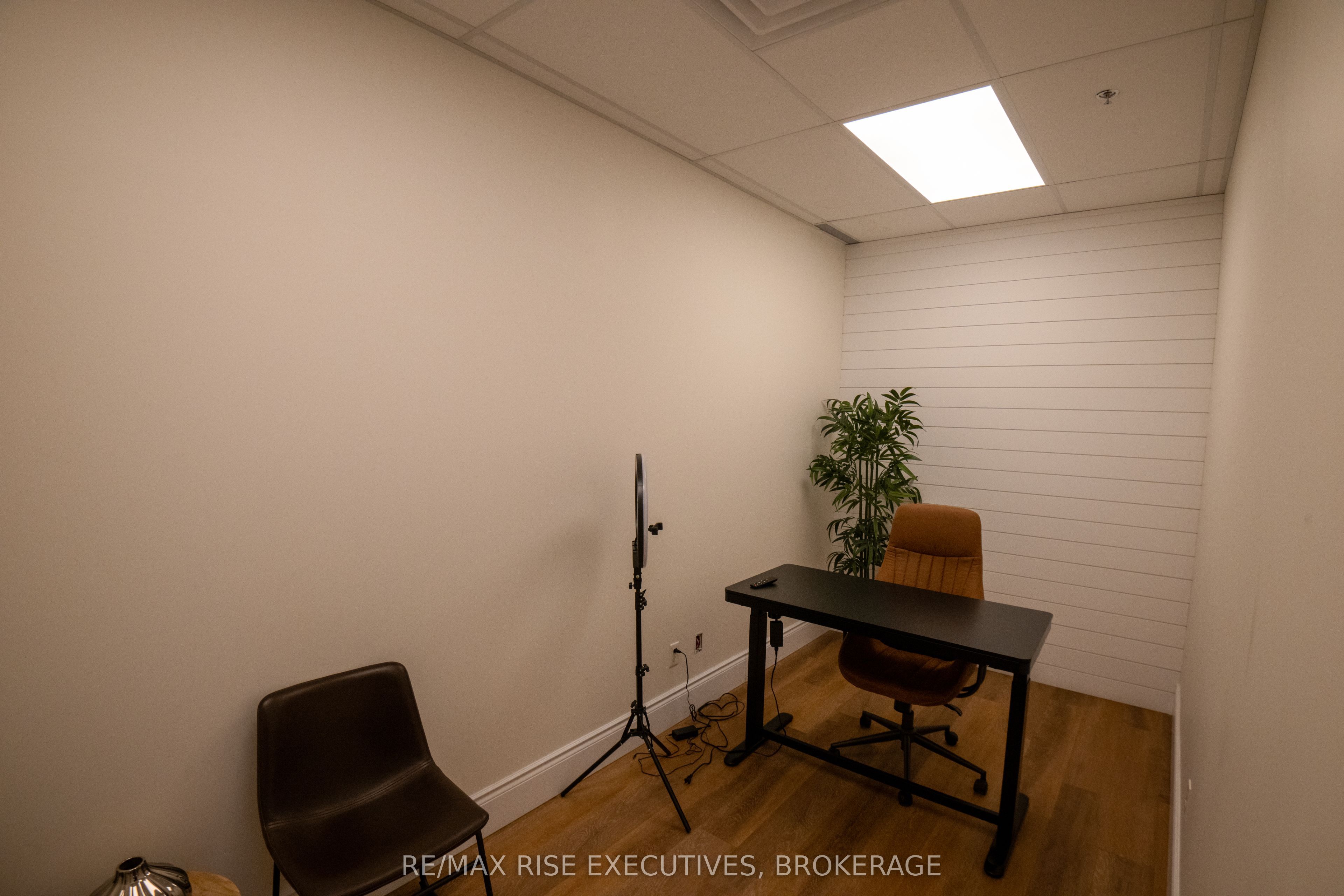 623 Fortune Crescent 230 Property Photo 13