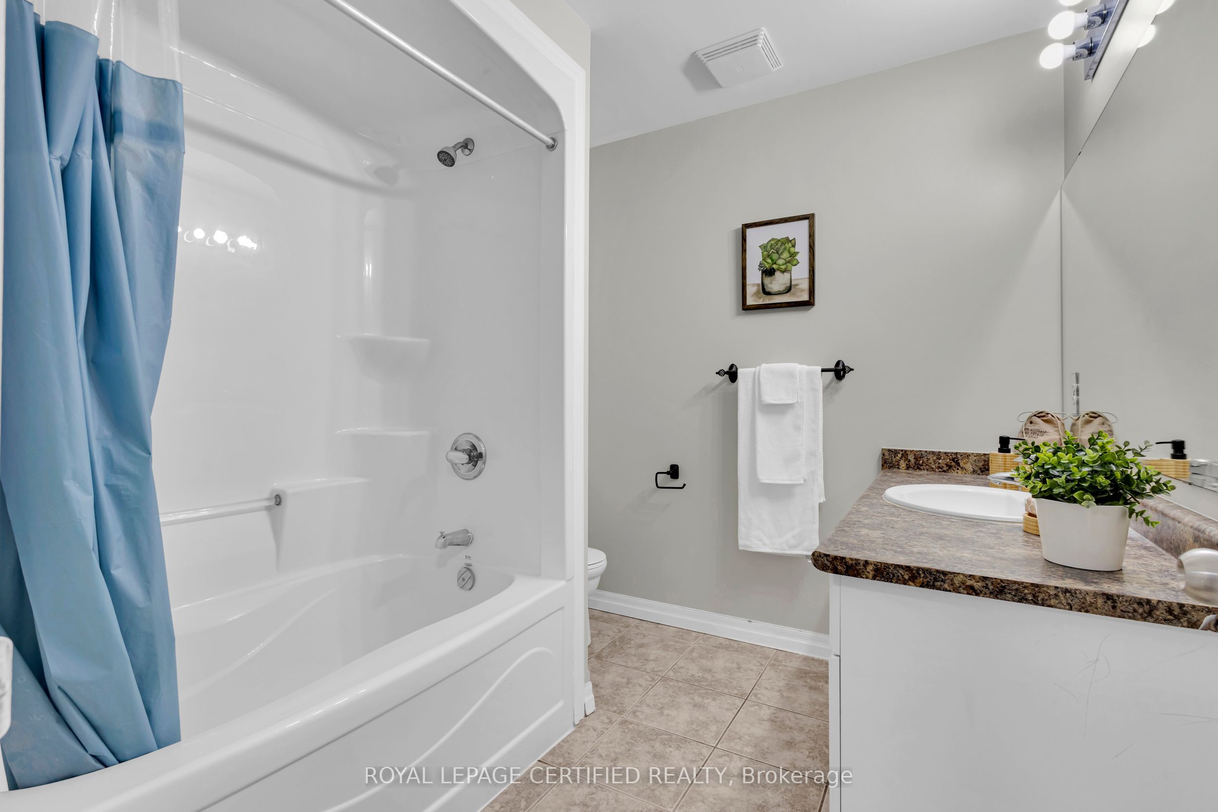 140 Windflower Drive Property Photo 18