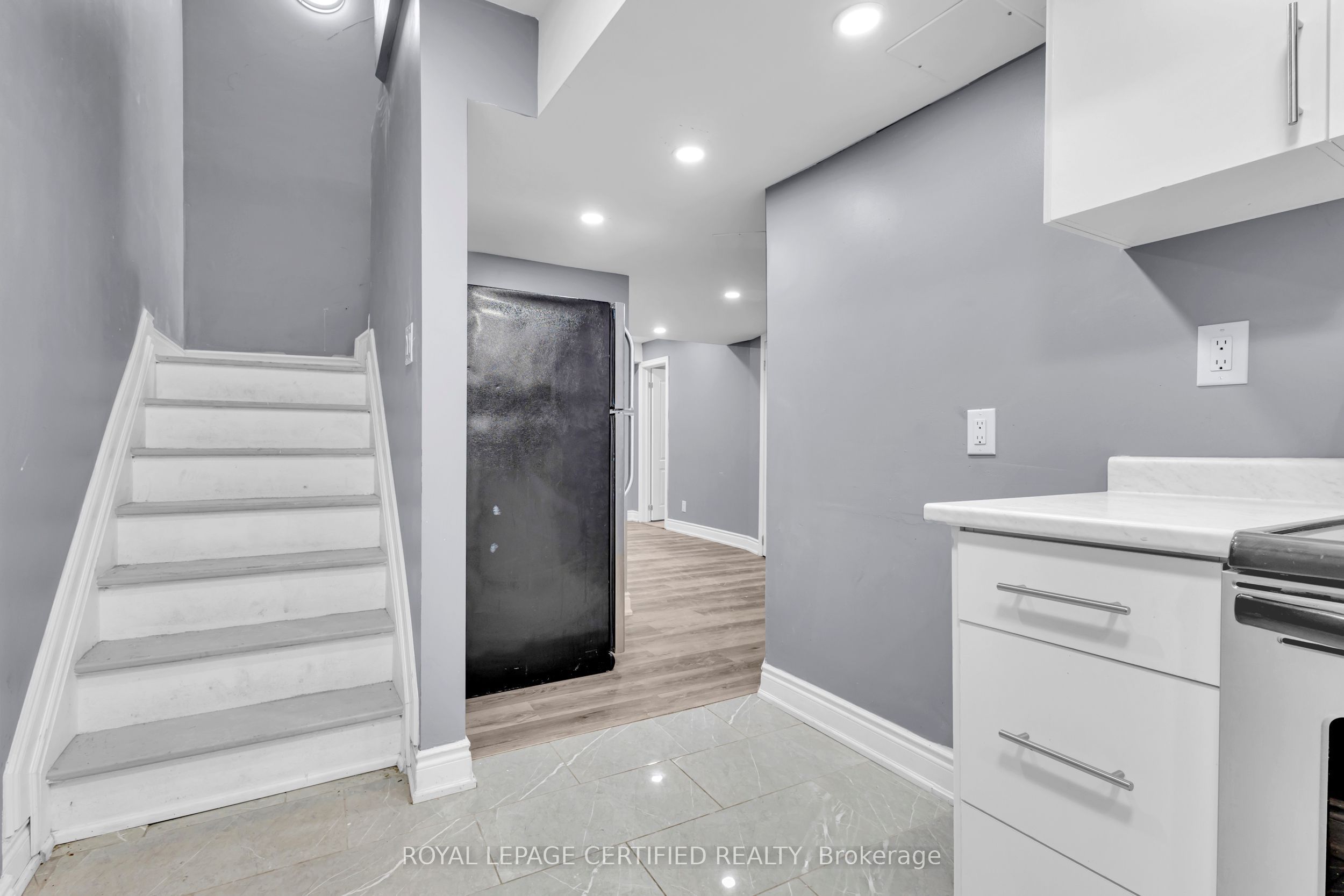 140 Windflower Drive Property Photo 26