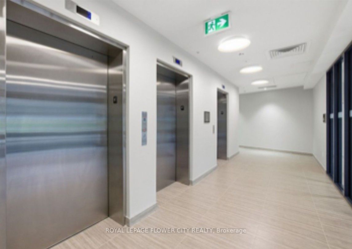 1100 Lackner Place 223 Property Photo 3