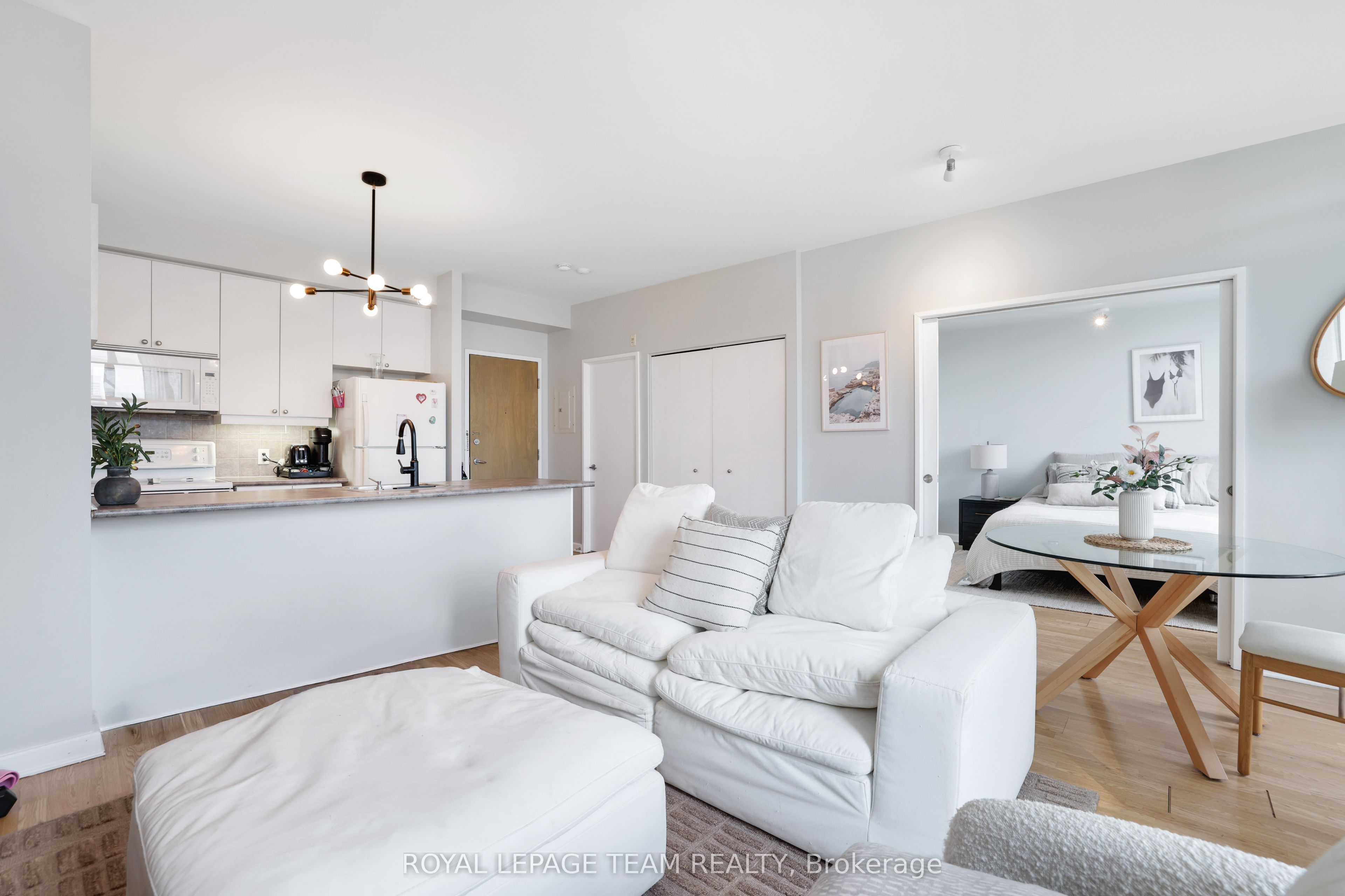 150 Caroline Avenue 201 Property Photo 7