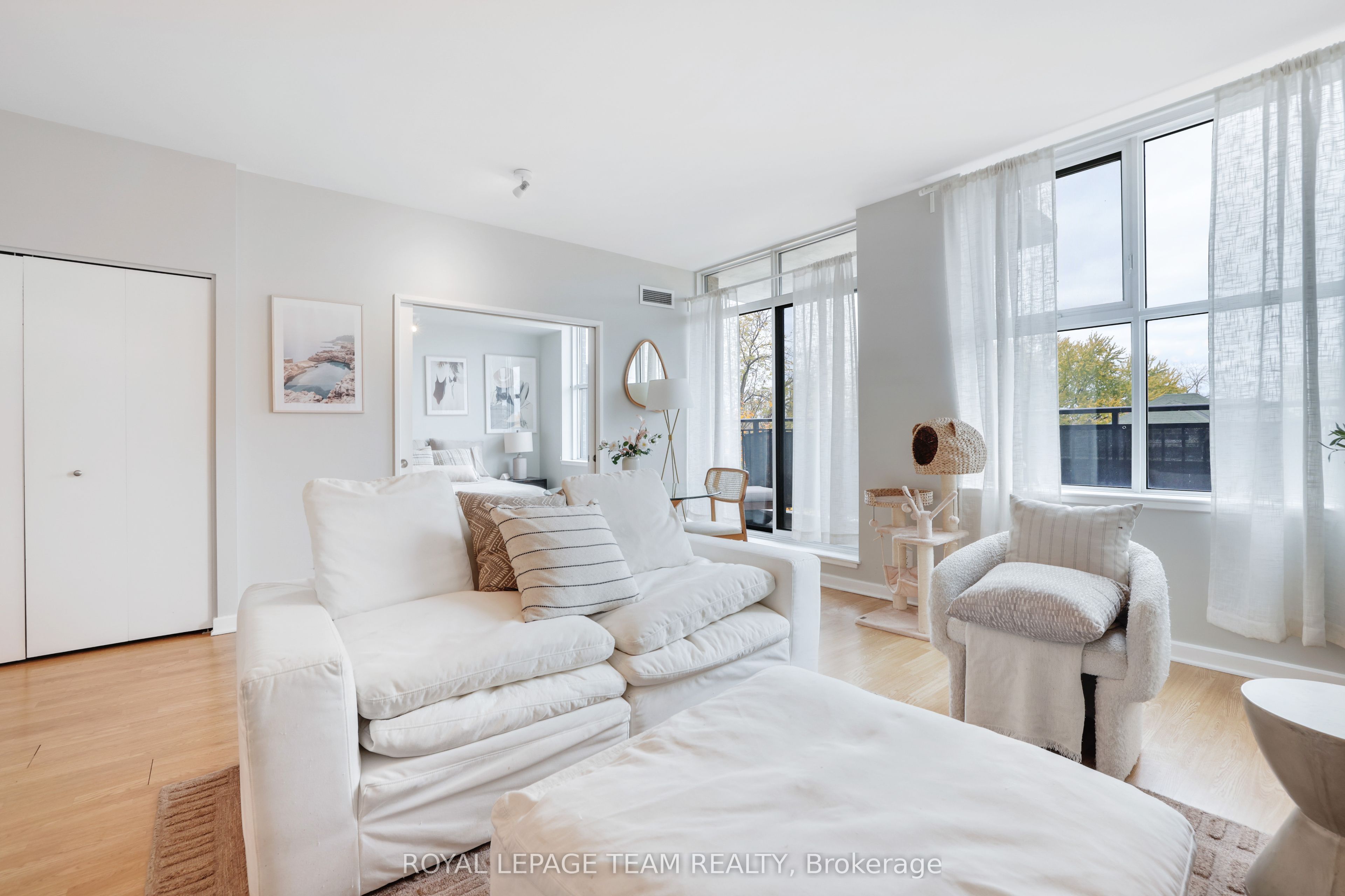 150 Caroline Avenue 201 Property Photo 14