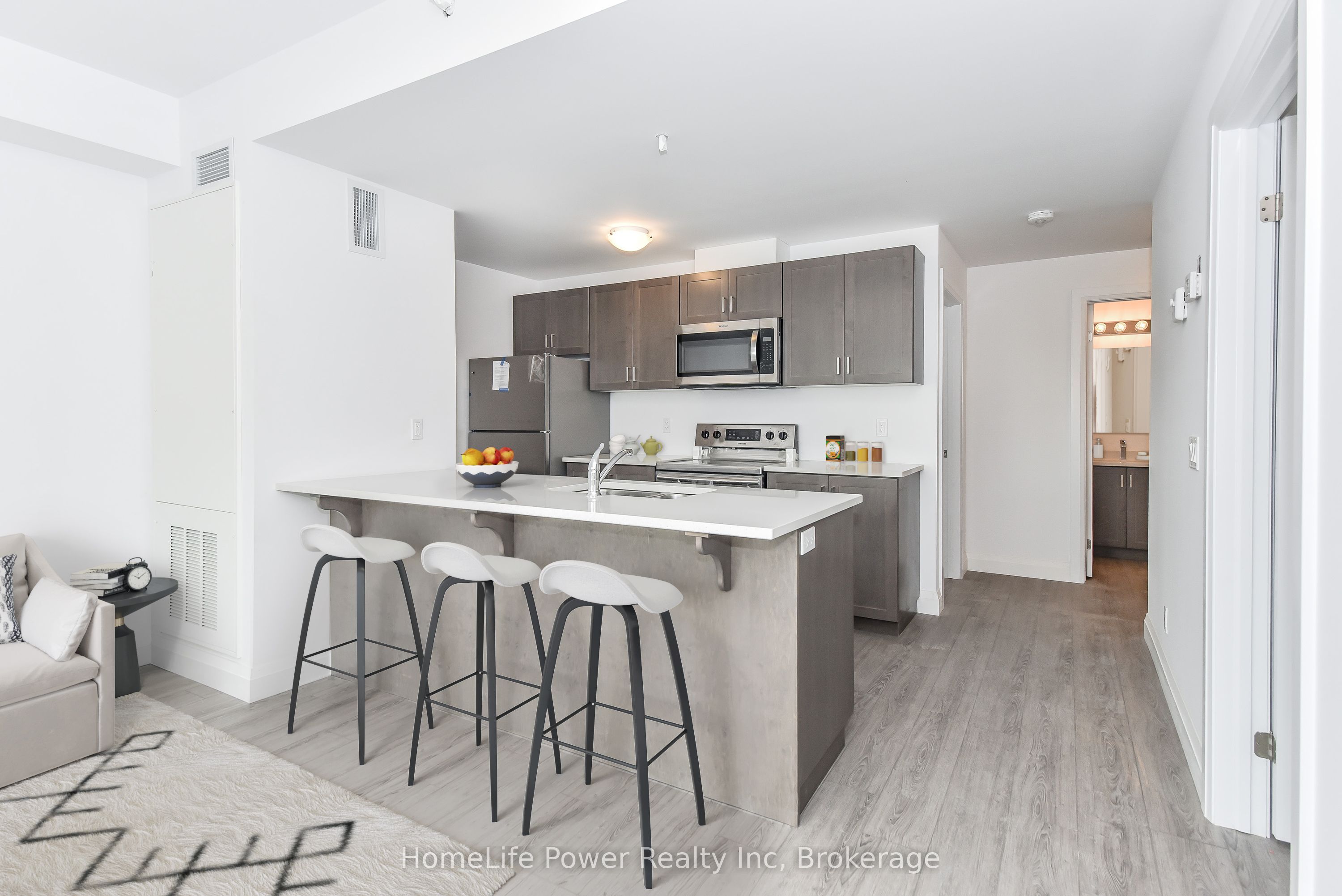 170 Northumberland Road W 402 Property Photo 8