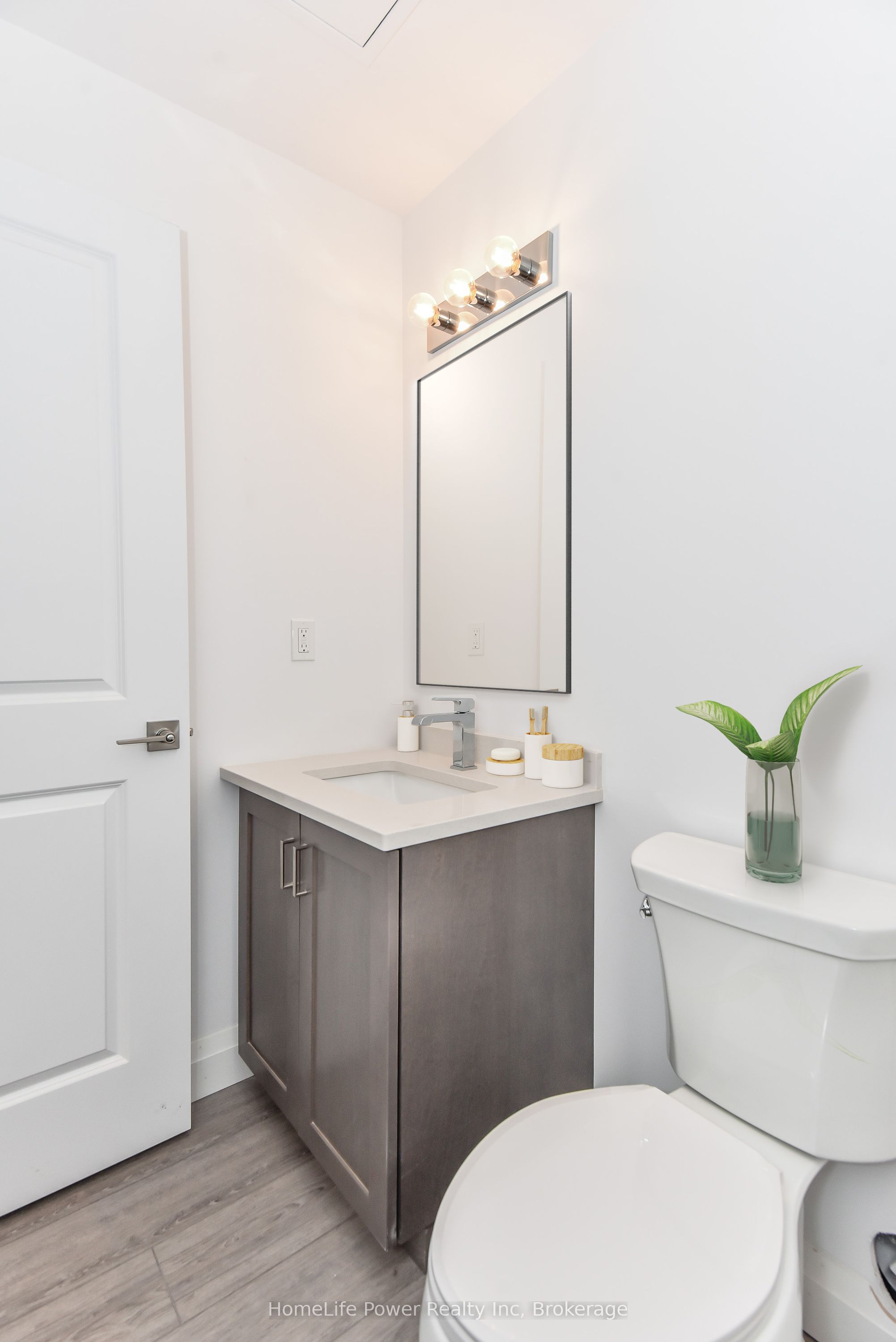 170 Northumberland Road W 402 Property Photo 17