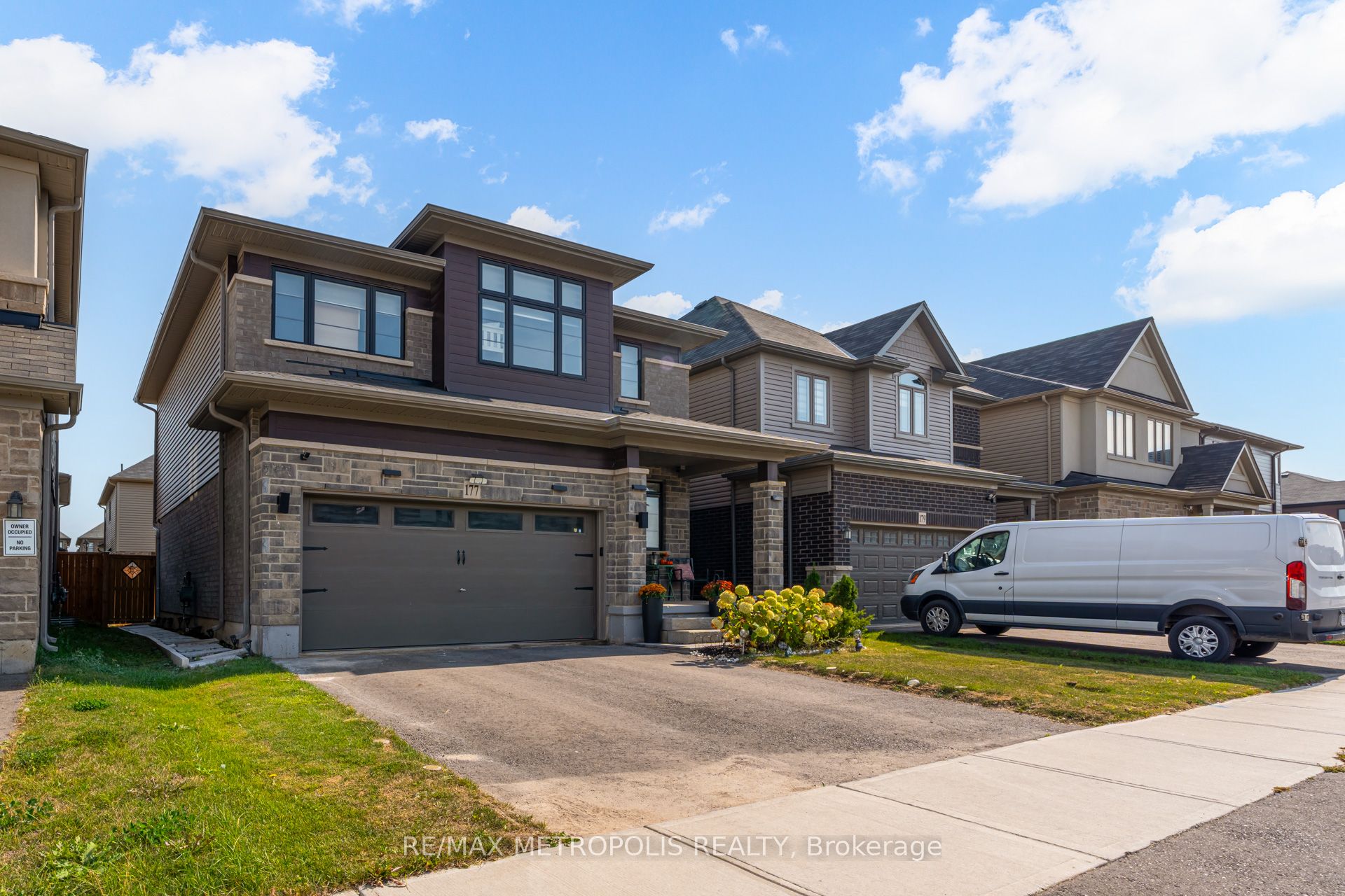 177 Longboat Run W Property Photo 2