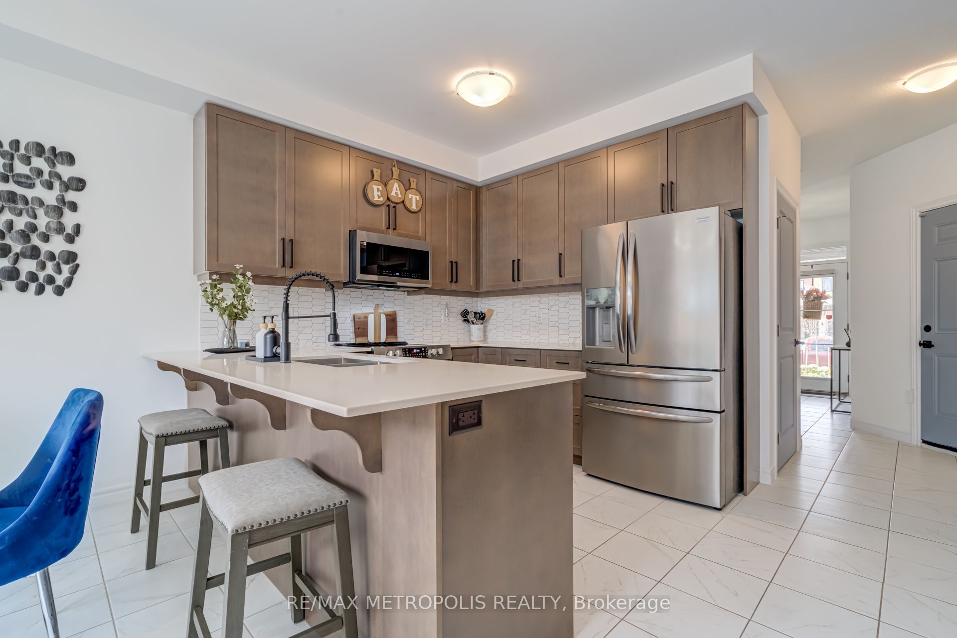 177 Longboat Run W Property Photo 10