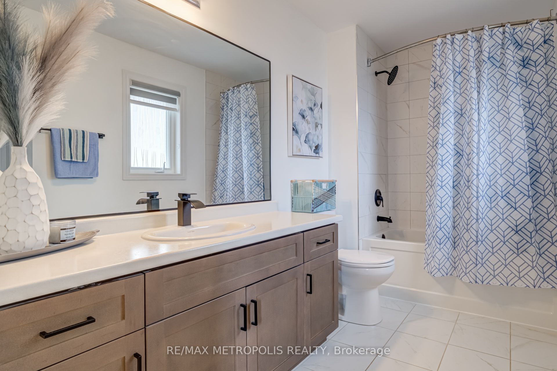 177 Longboat Run W Property Photo 19