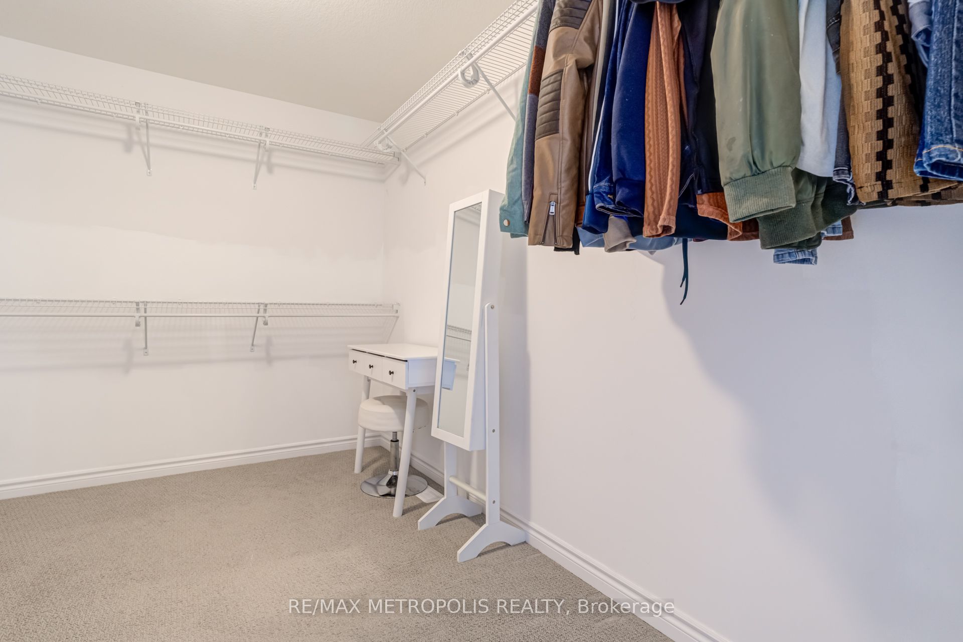 177 Longboat Run W Property Photo 20