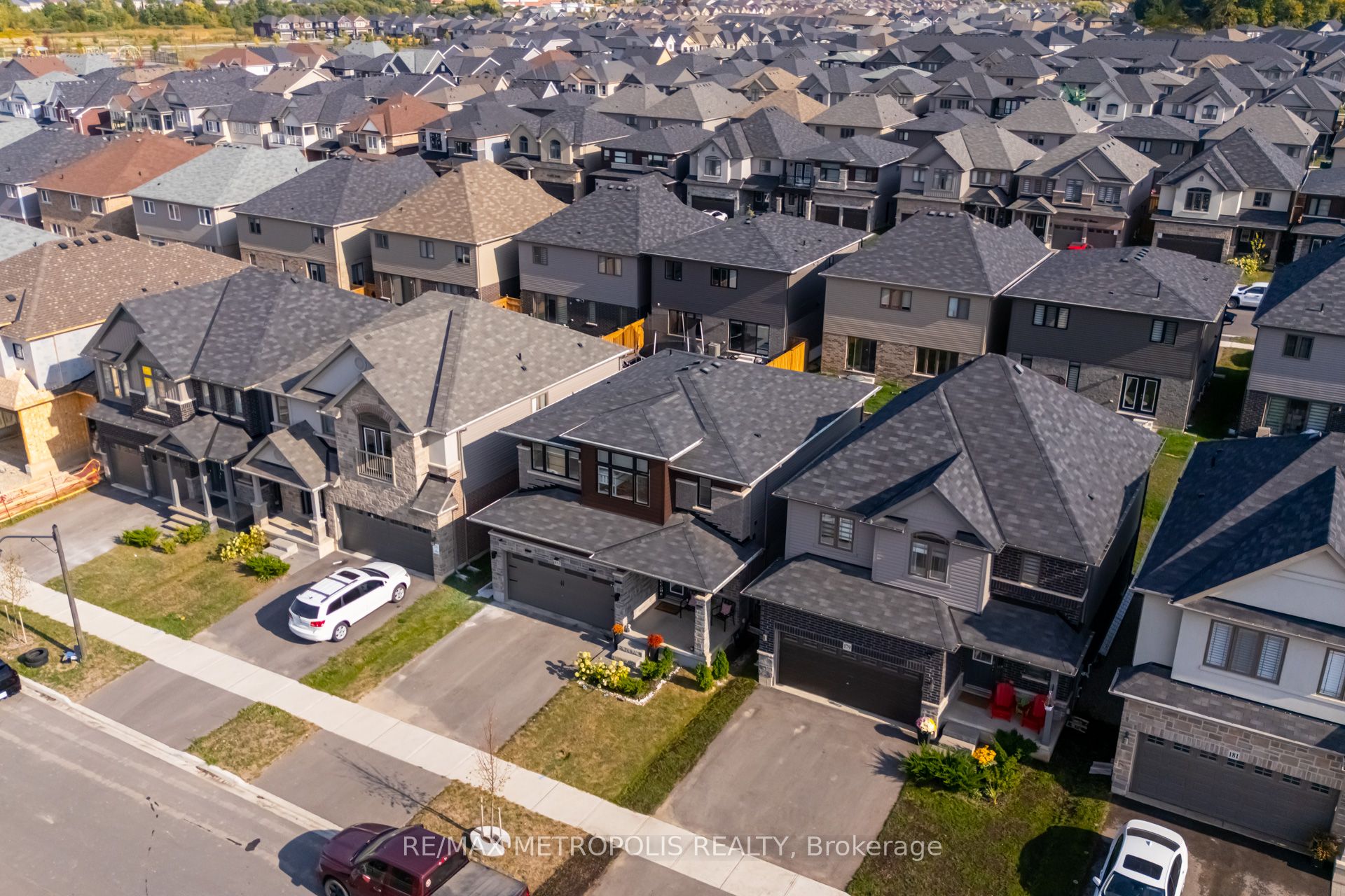 177 Longboat Run W Property Photo 32