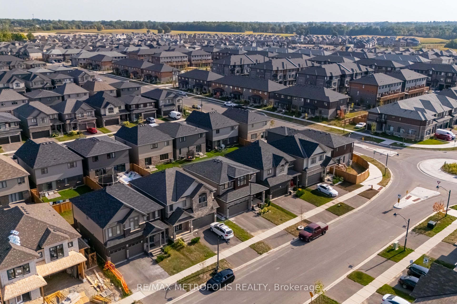 177 Longboat Run W Property Photo 36