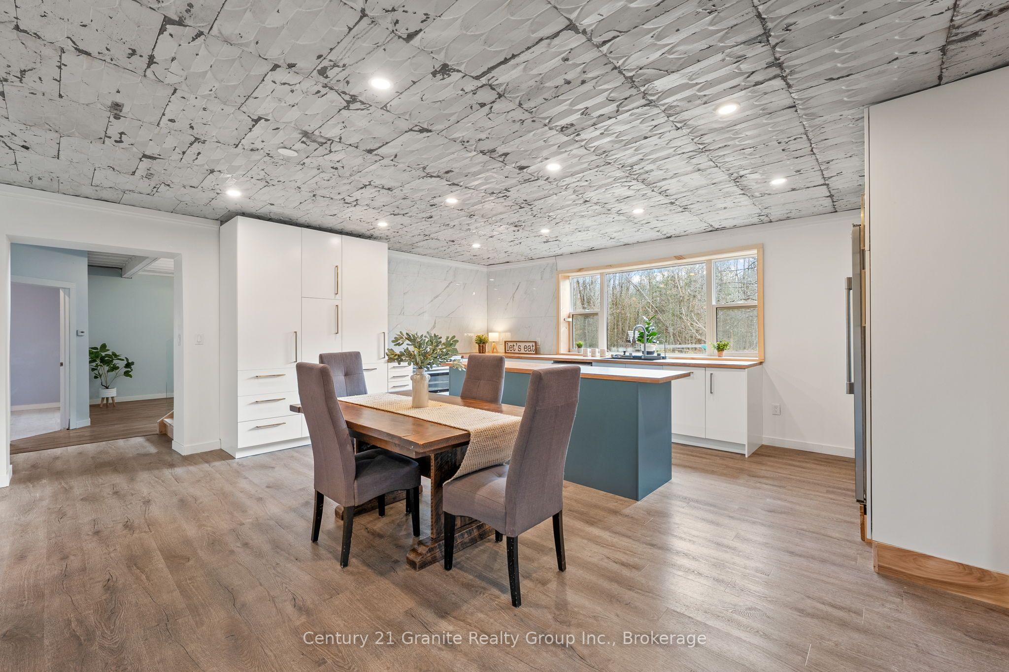 1126 Rice Road Property Photo 7