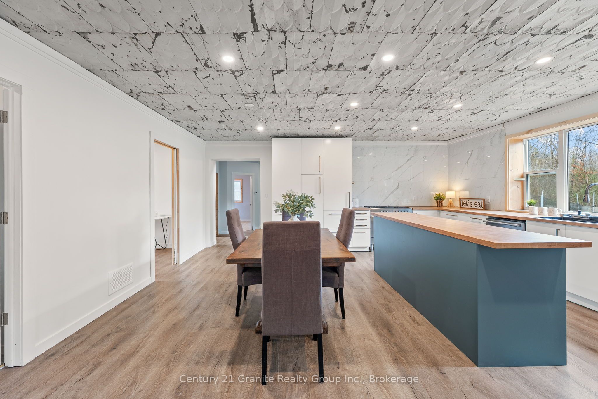 1126 Rice Road Property Photo 8