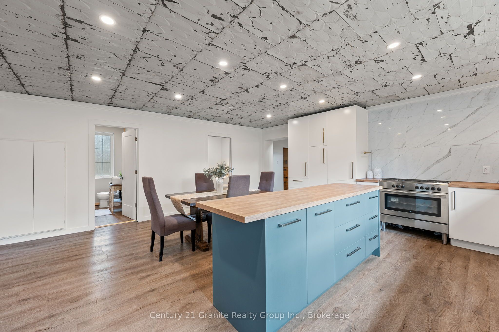 1126 Rice Road Property Photo 11