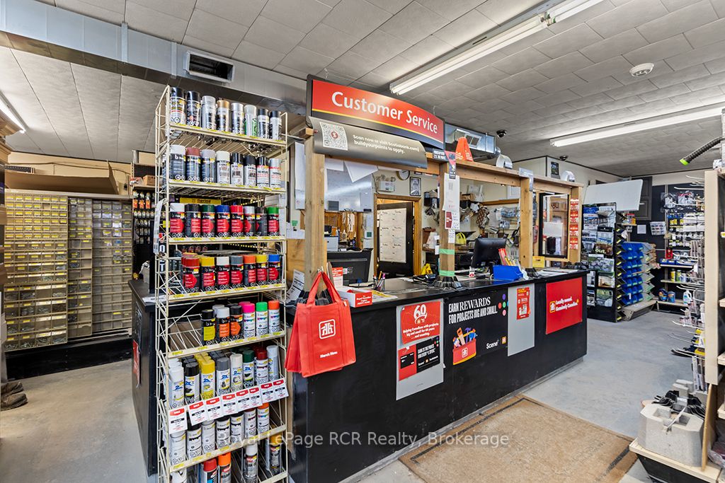 260/248 N Garafraxa Street N Property Photo 13